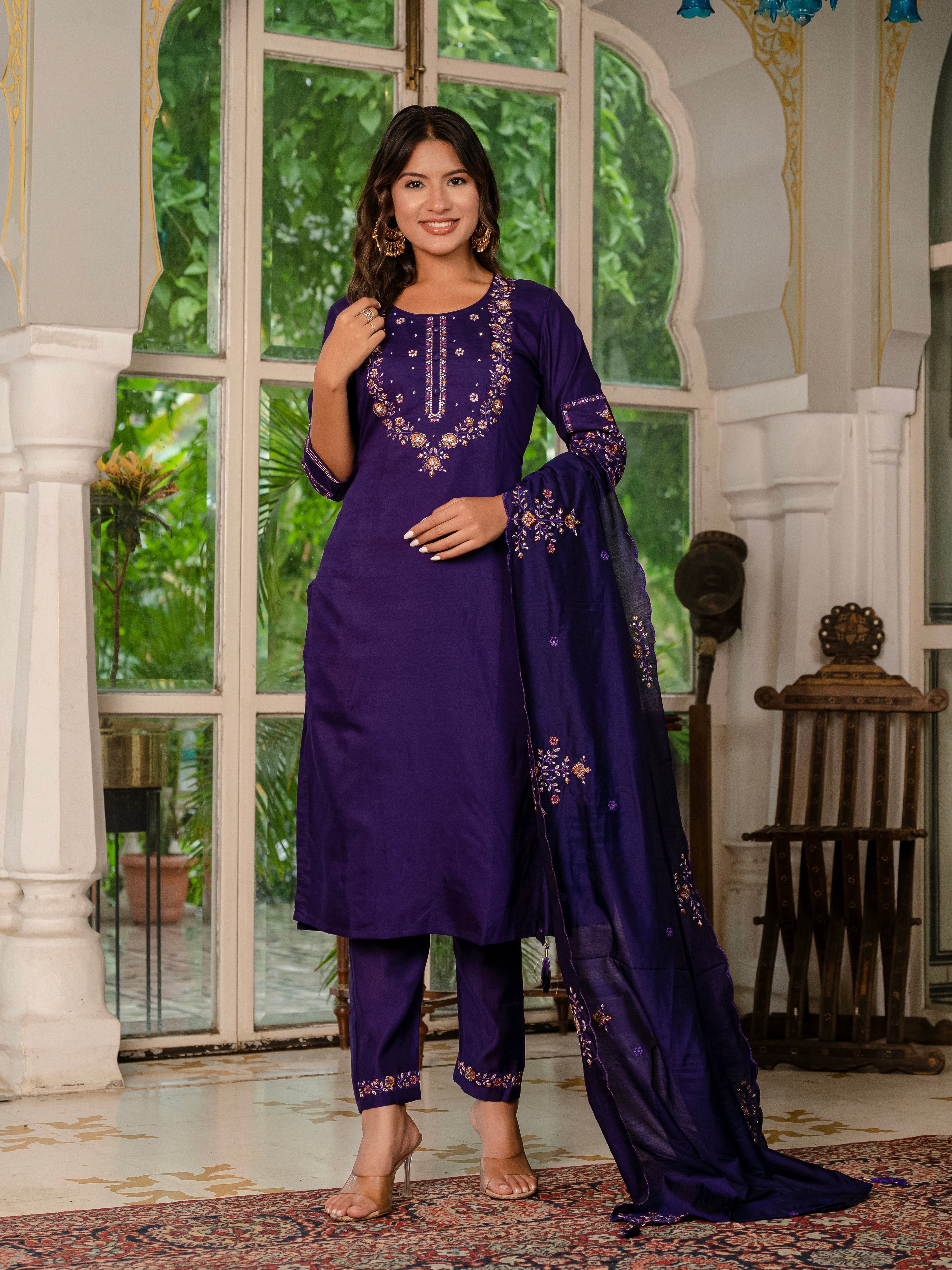 Hanch Marina Silk Embroidered Straight Kurti Set – Violet
