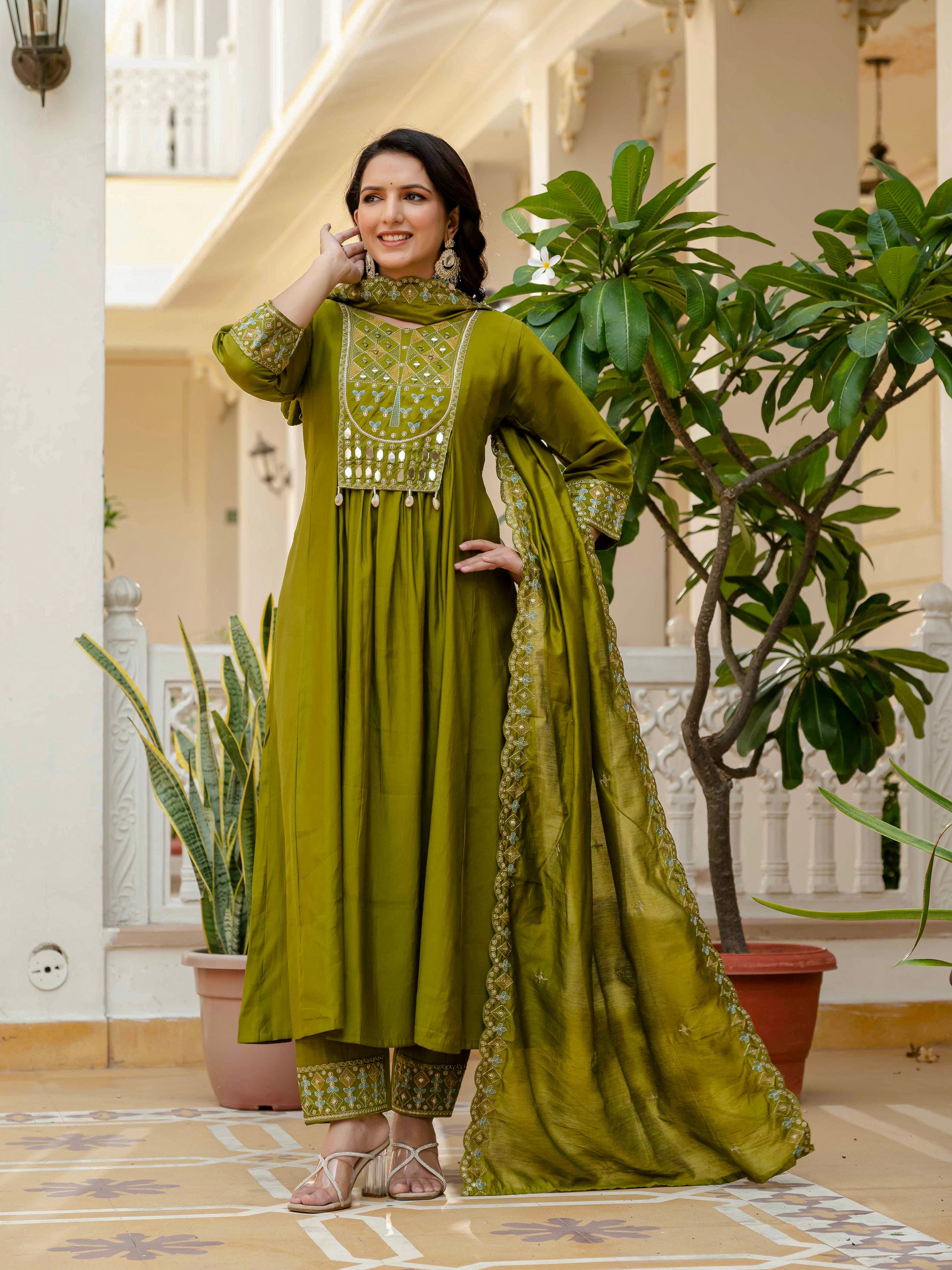 Hanch Viscose Roman Silk Embroidered Anarkali Kurti Set – Mahendi