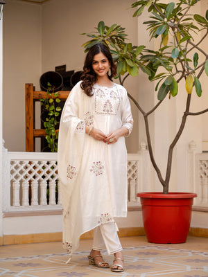 Hanch Pure Viscose Mango Silk Embroidered Straight Kurti Set – White