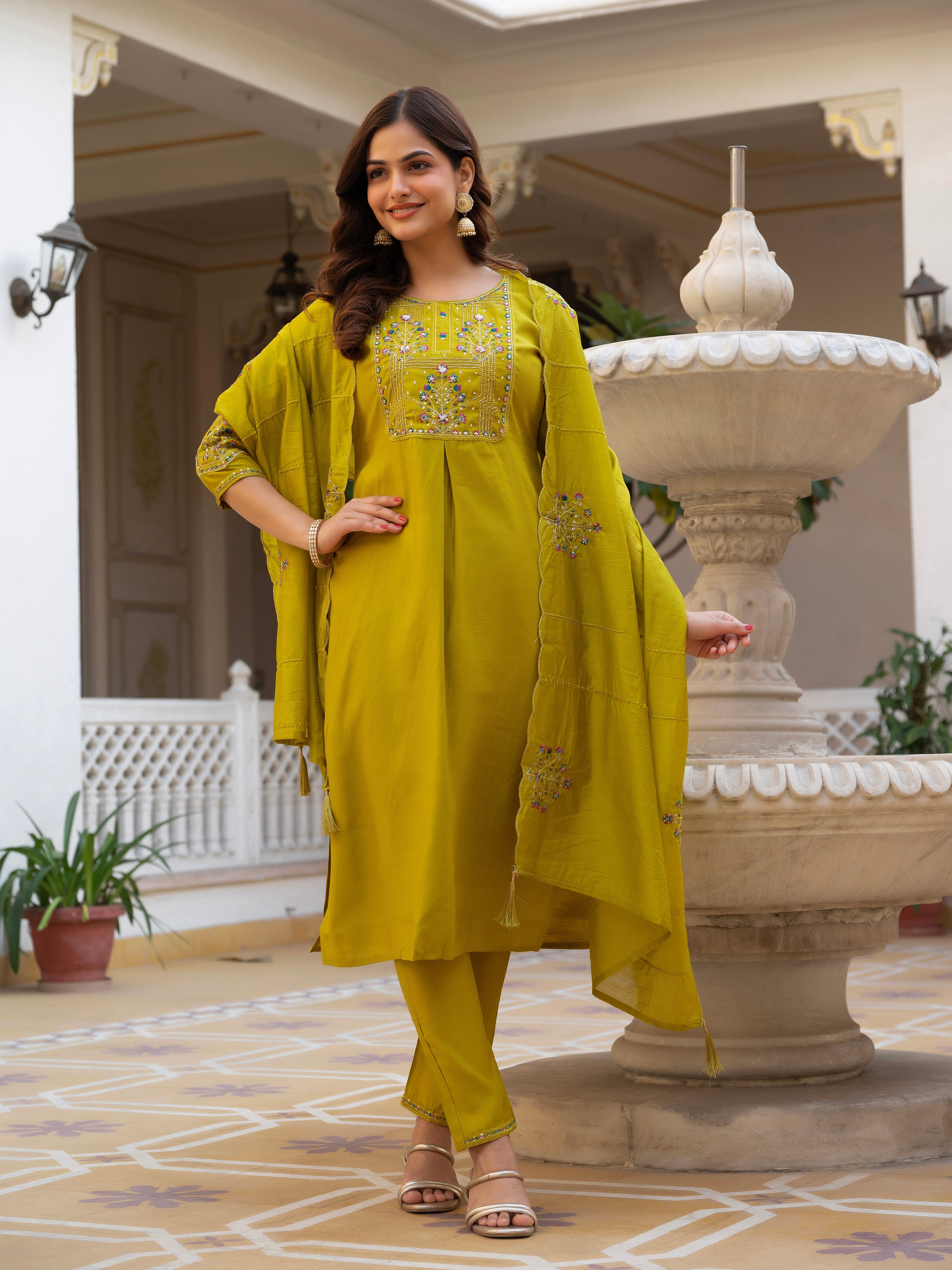 Hanch Pure Viscose Mango Silk Embroidered Straight Kurti Set – Yellow