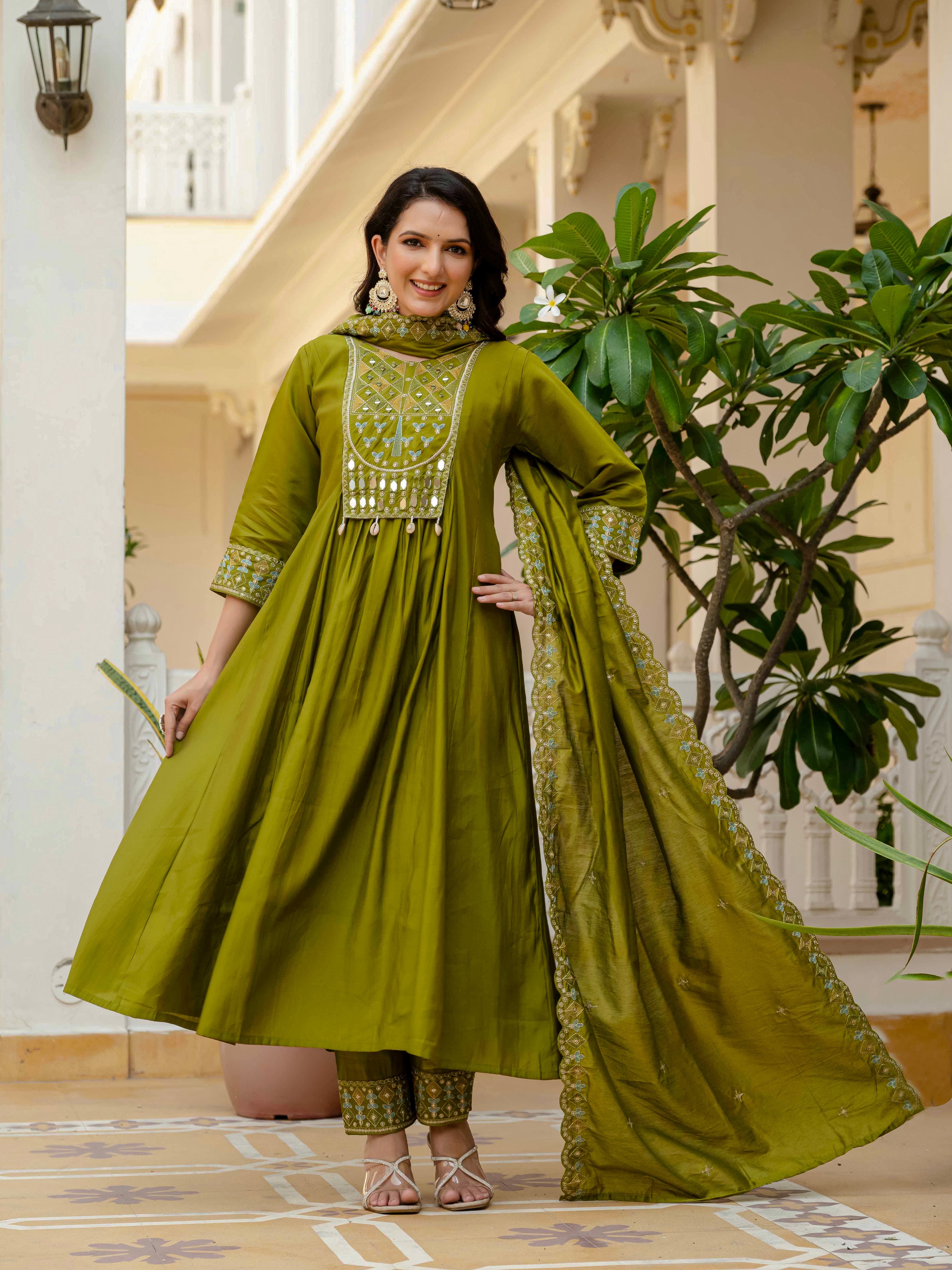 Hanch Viscose Roman Silk Embroidered Anarkali Kurti Set – Mahendi
