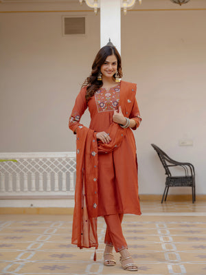 Hanch Pure Viscose Mango Silk Embroidered Straight Kurti Set – Rust