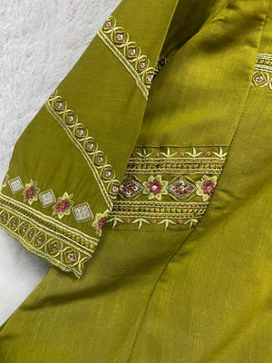 Hanch Viscose Mango Silk Embroidered Anarkali Kurti Set – Mahendi Green