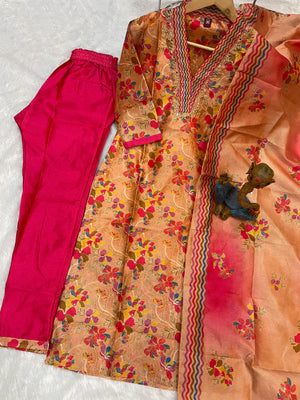 Hanch Zarna Silk Embroidered Straight Kurti Set – Peach Pink