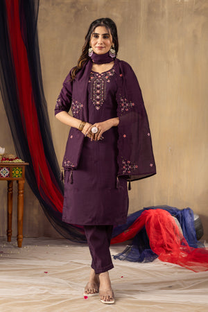 Hanch Roman Silk Embroidered Straight Kurti Set – Wine