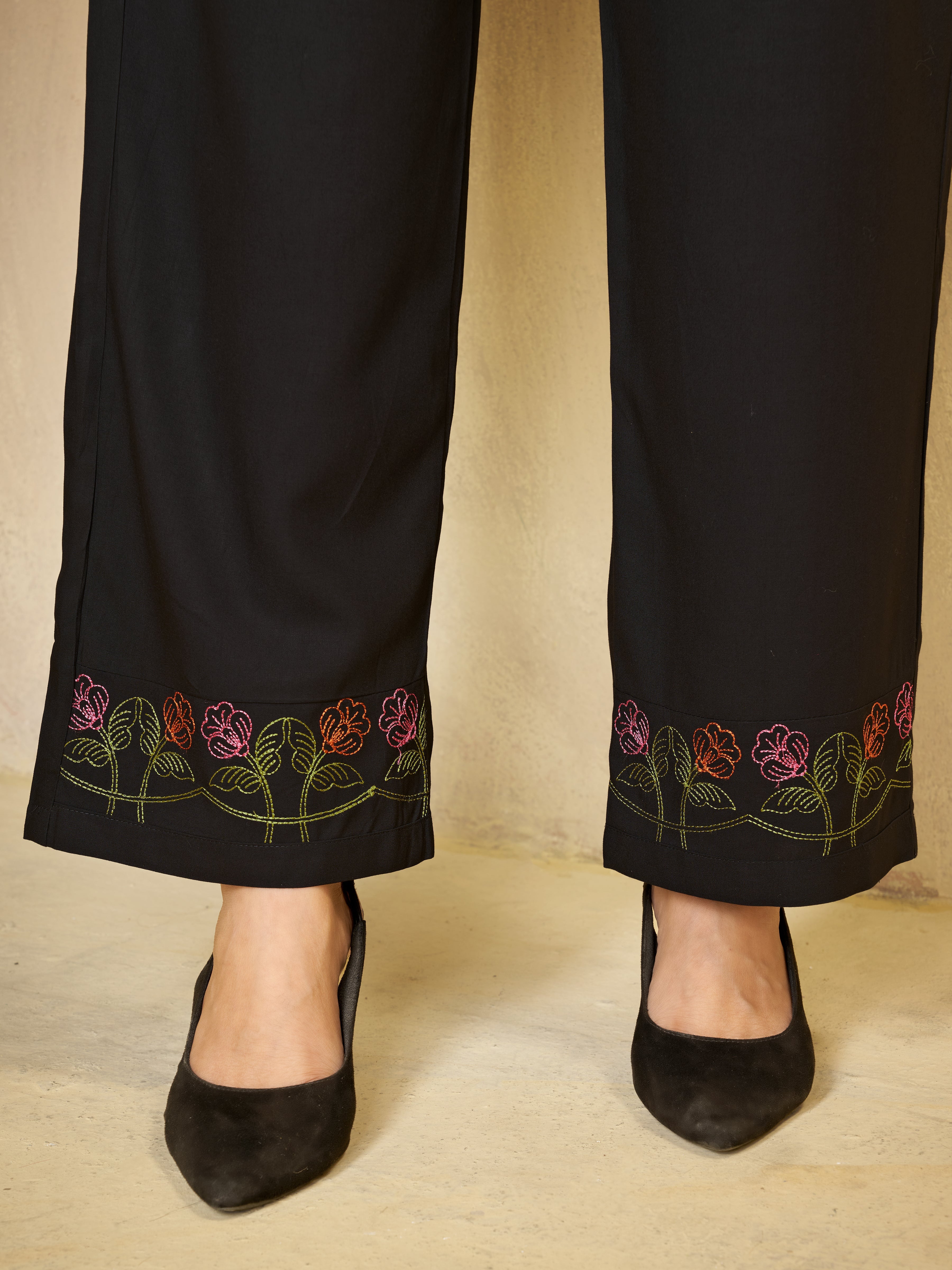Hanch Heavy Rayon Embroidered Co-Ords Set – Black