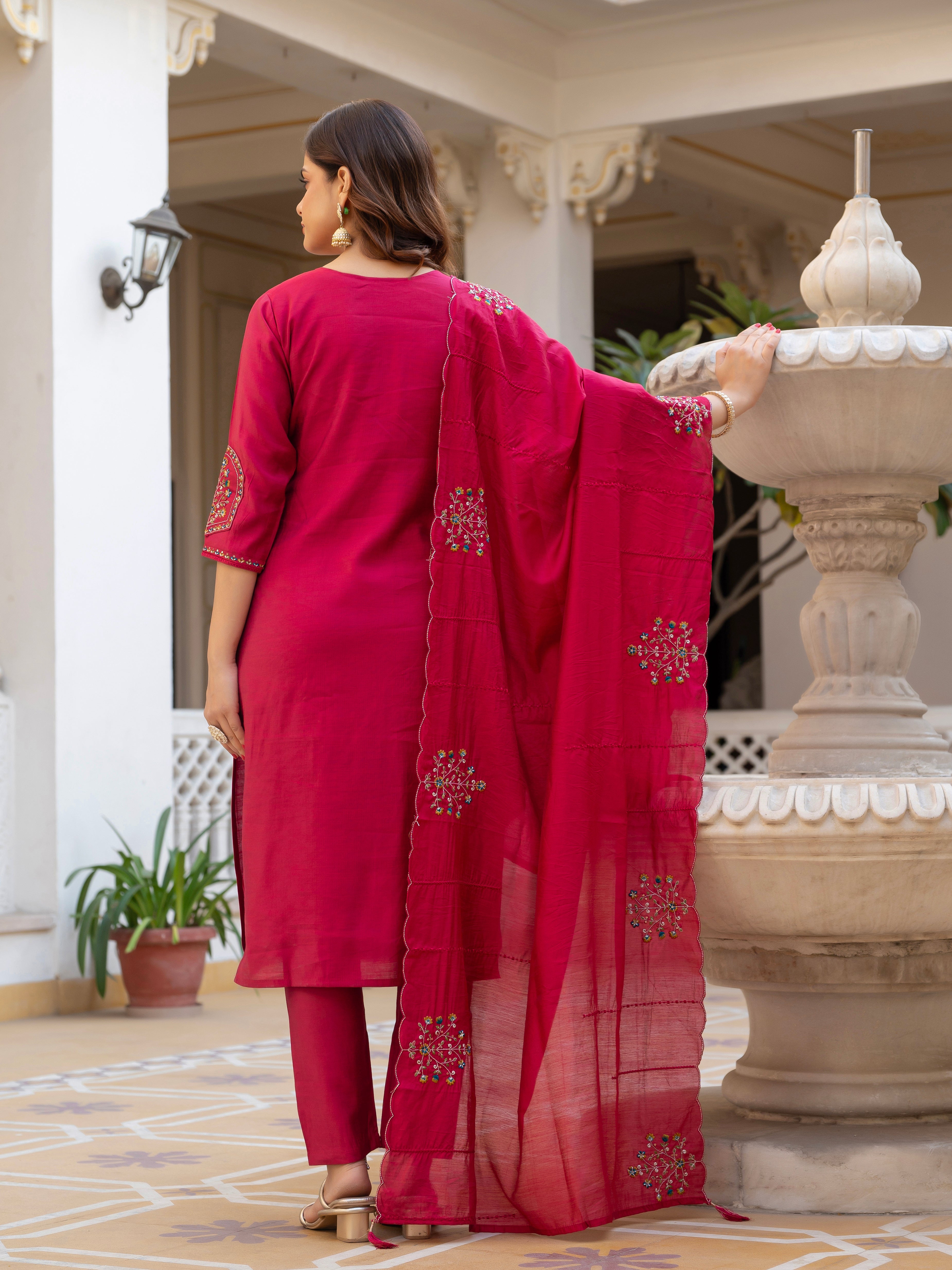 Hanch Pure Viscose Mango Silk Embroidered Straight Kurti Set – Pink