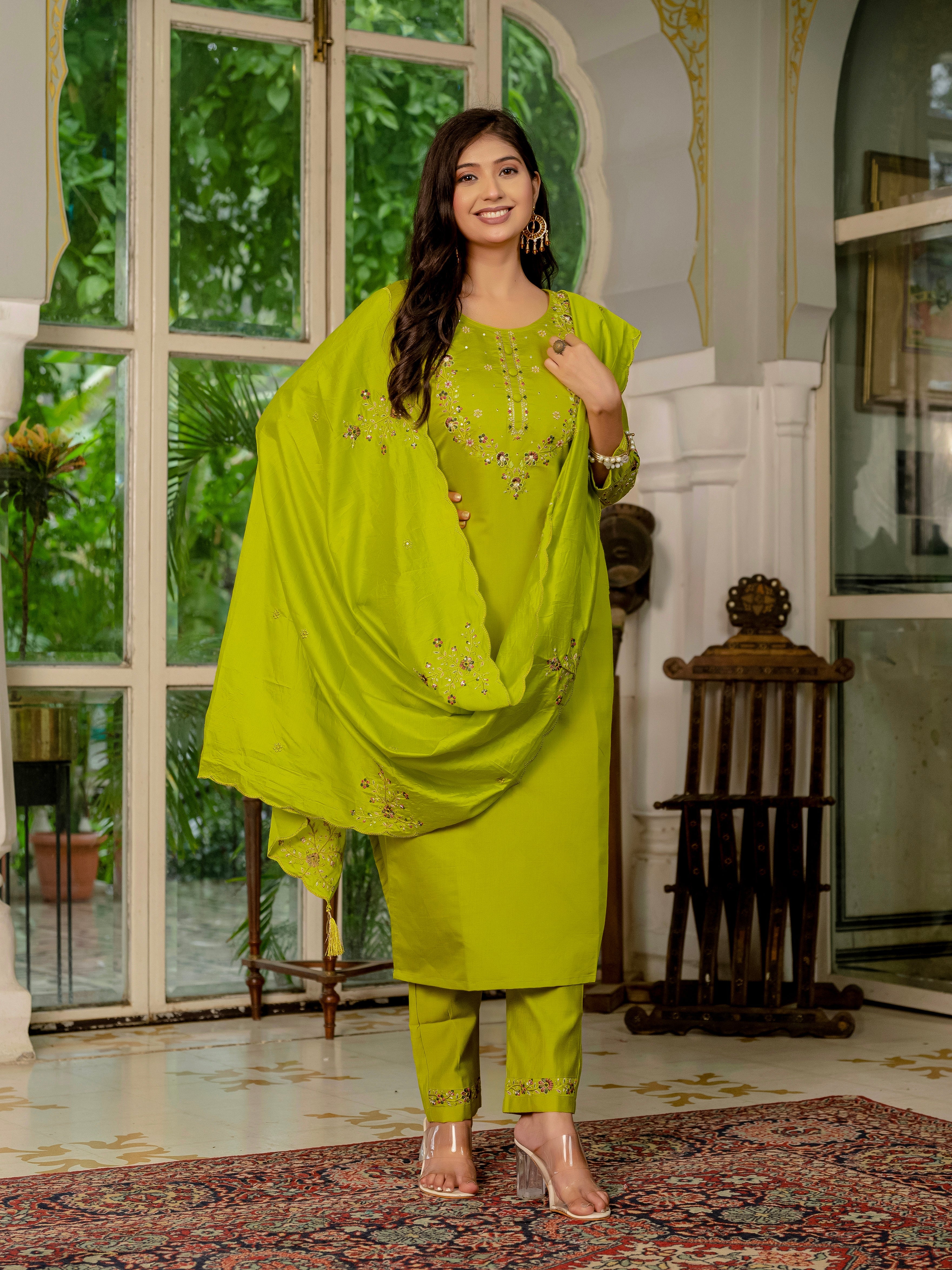 Hanch Marina Silk Embroidered Straight Kurti Set – Parrot Green