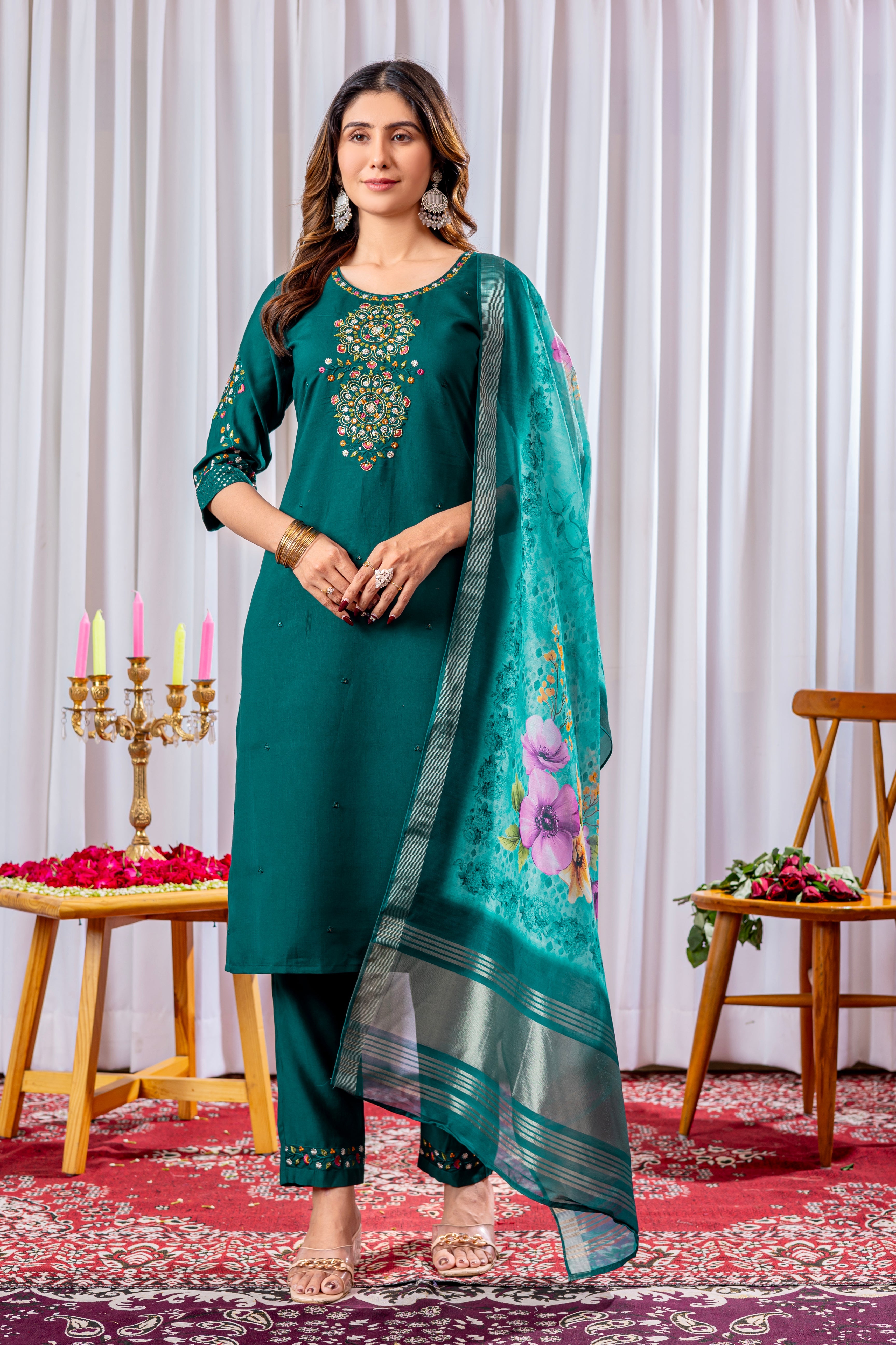 Hanch Viscose Silk Embroidered Straight Kurti Set – Green