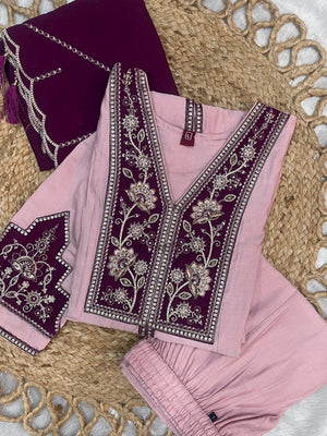 Hanch Roman Silk Embroidered Anarkali Kurti Set – Baby Pink