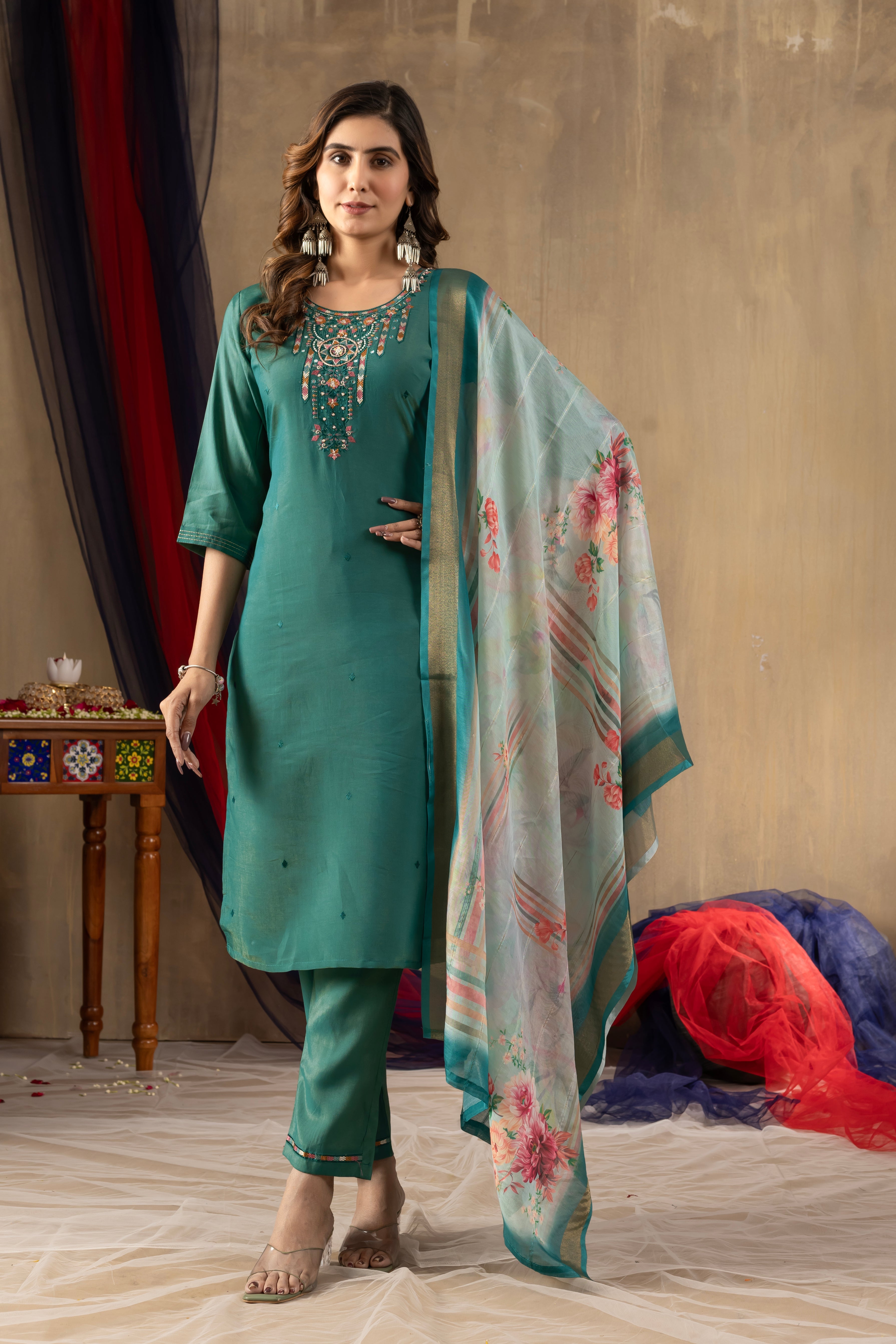 Hanch Shimmer Gold Silk Embroidered Straight Kurti Set – Rama Green
