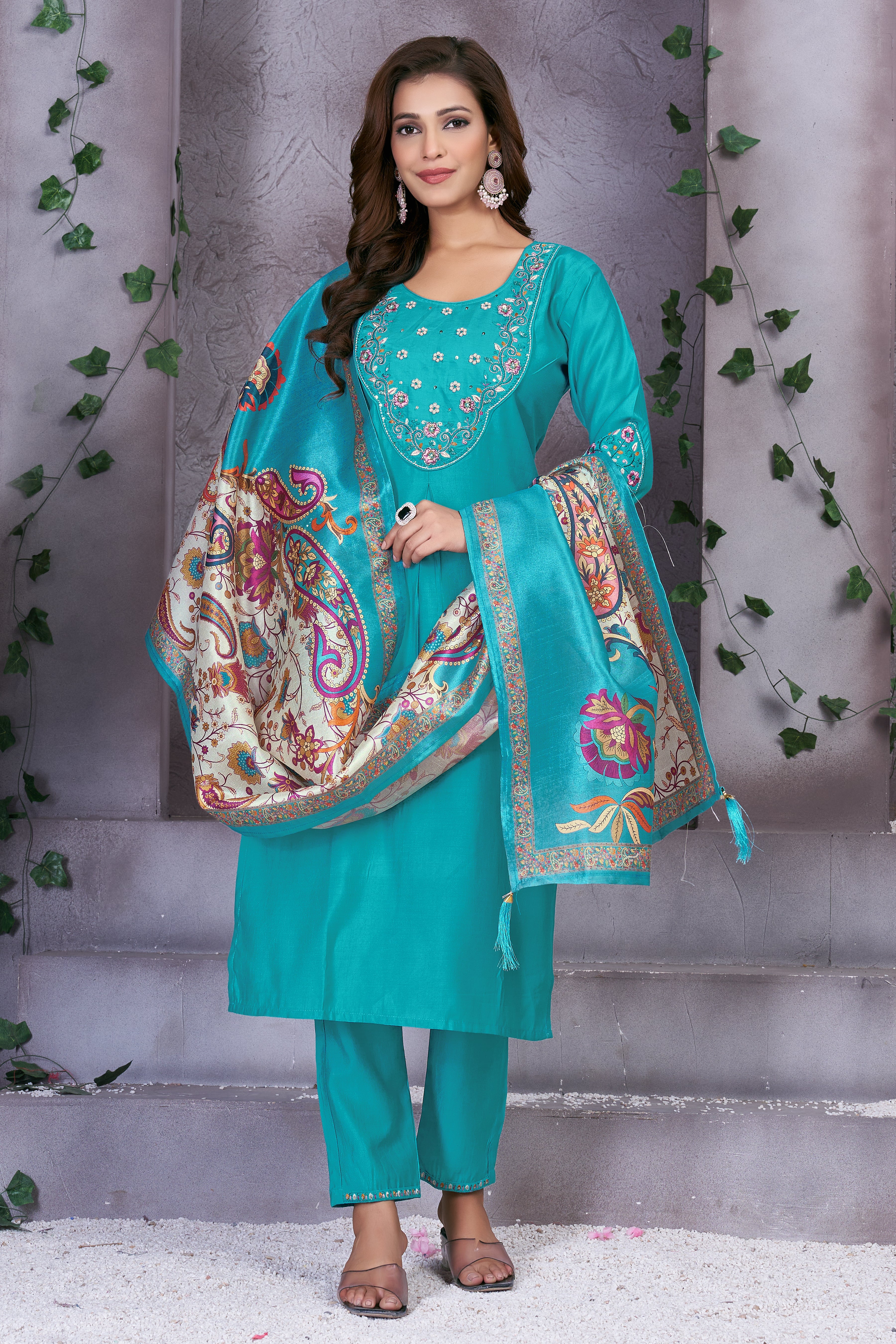 Hanch Premium Marina Silk Embroidered Straight Kurti Set – See Green