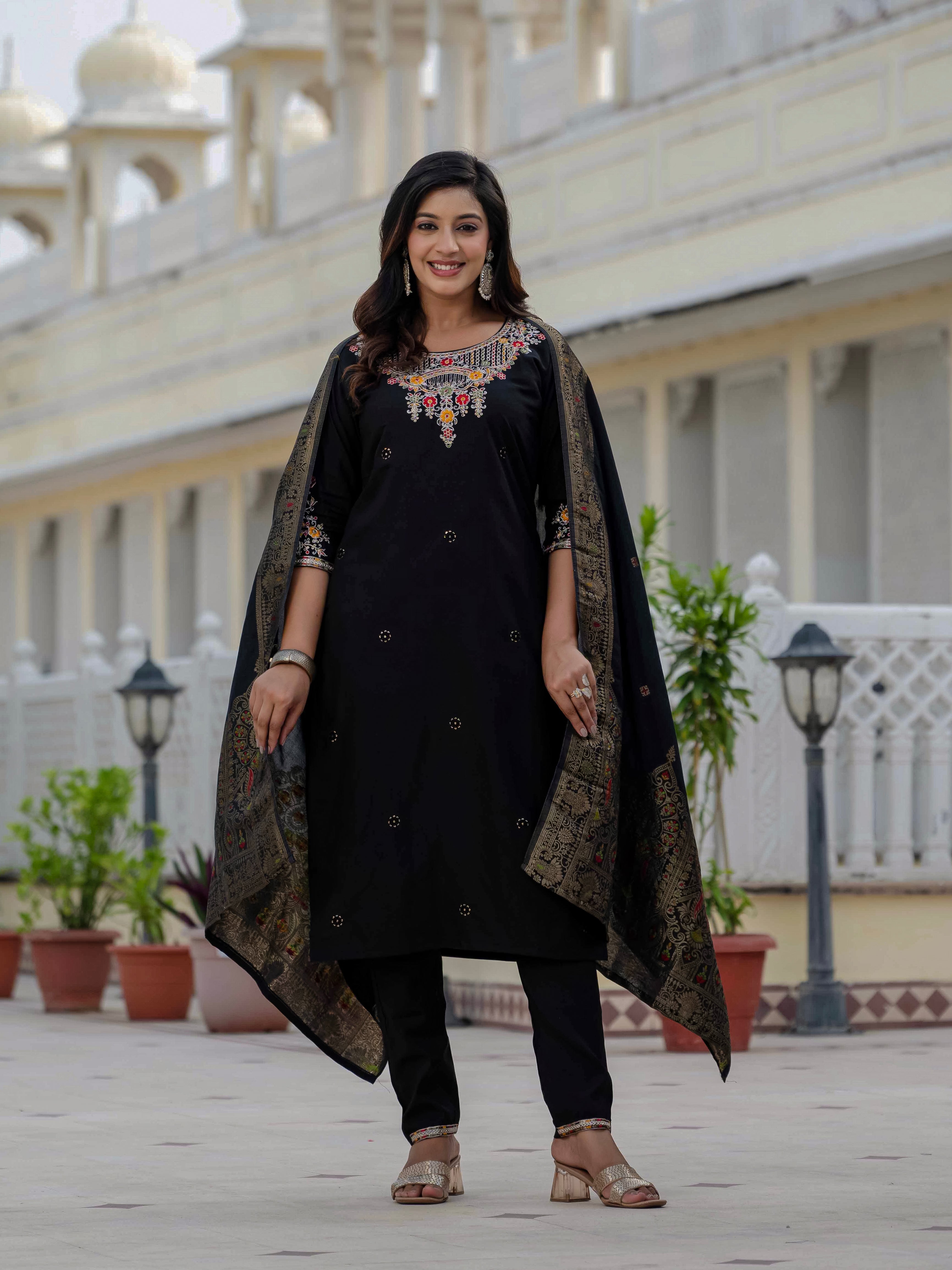 Hanch Premium Roman Silk Embroidered Straight Kurti Set – Black