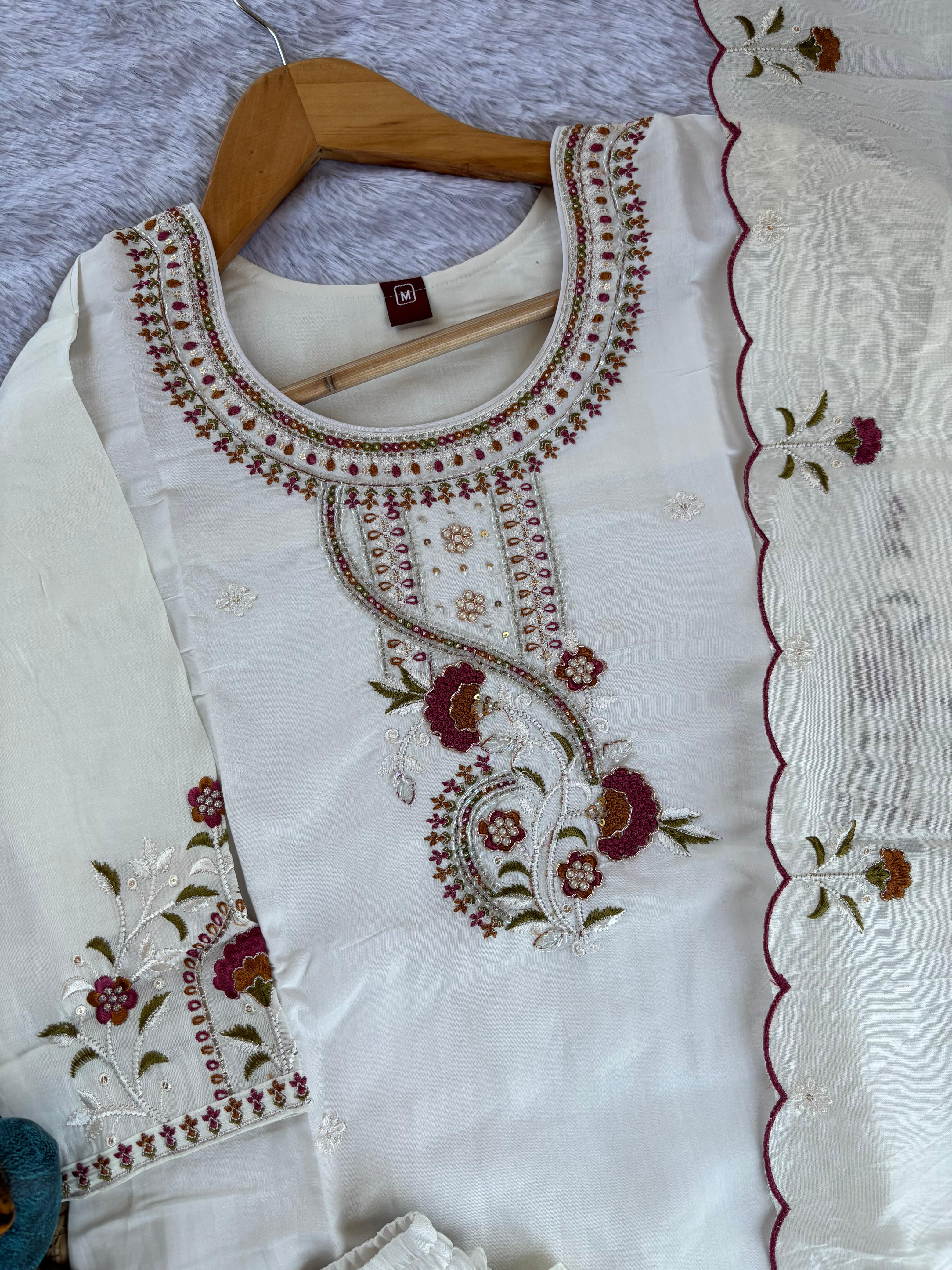 Hanch Roman Silk Embroidered Straight Kurti Set – White