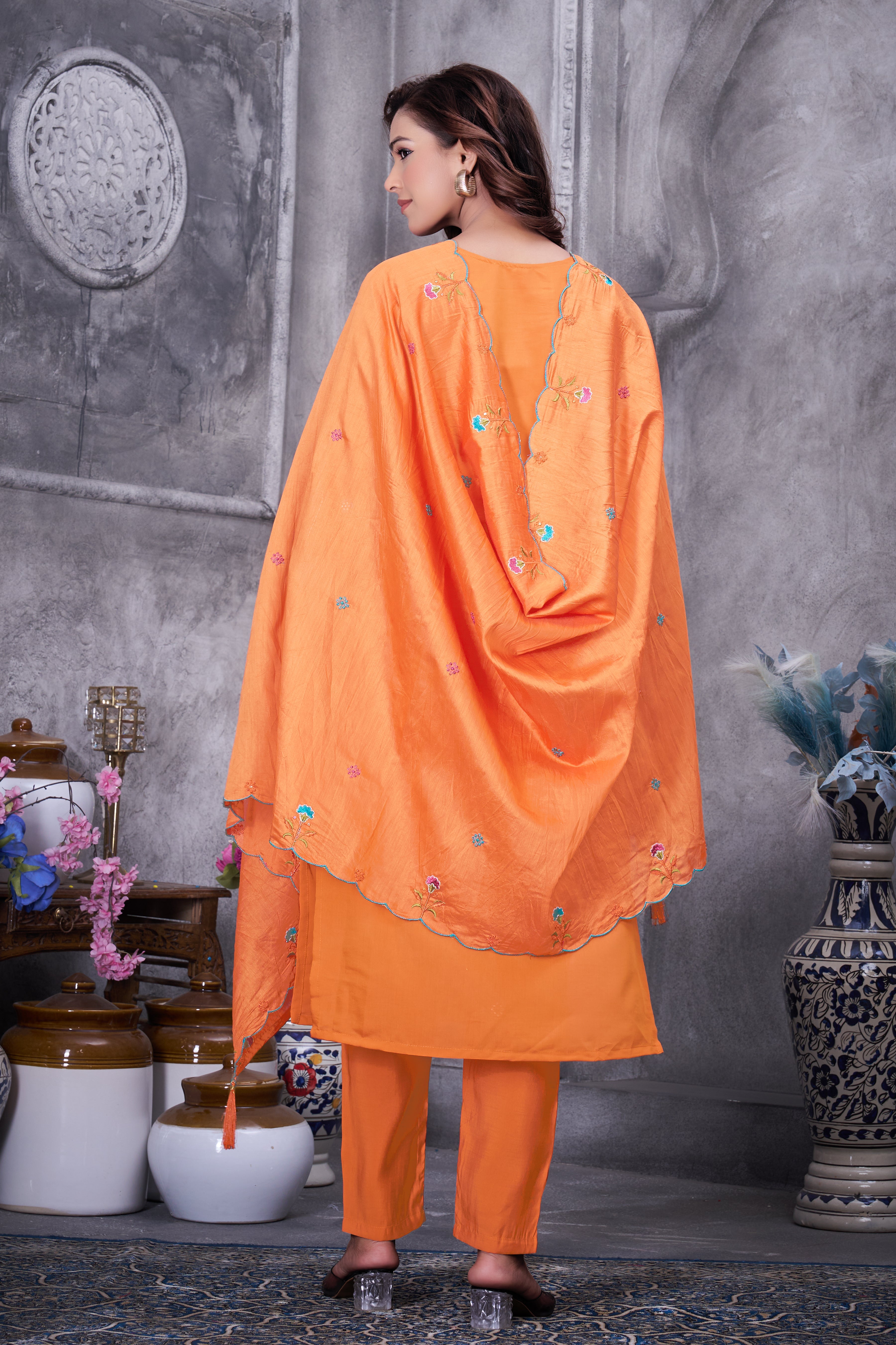Hanch Roman Silk Embroidered Straight Kurti Set – Orange