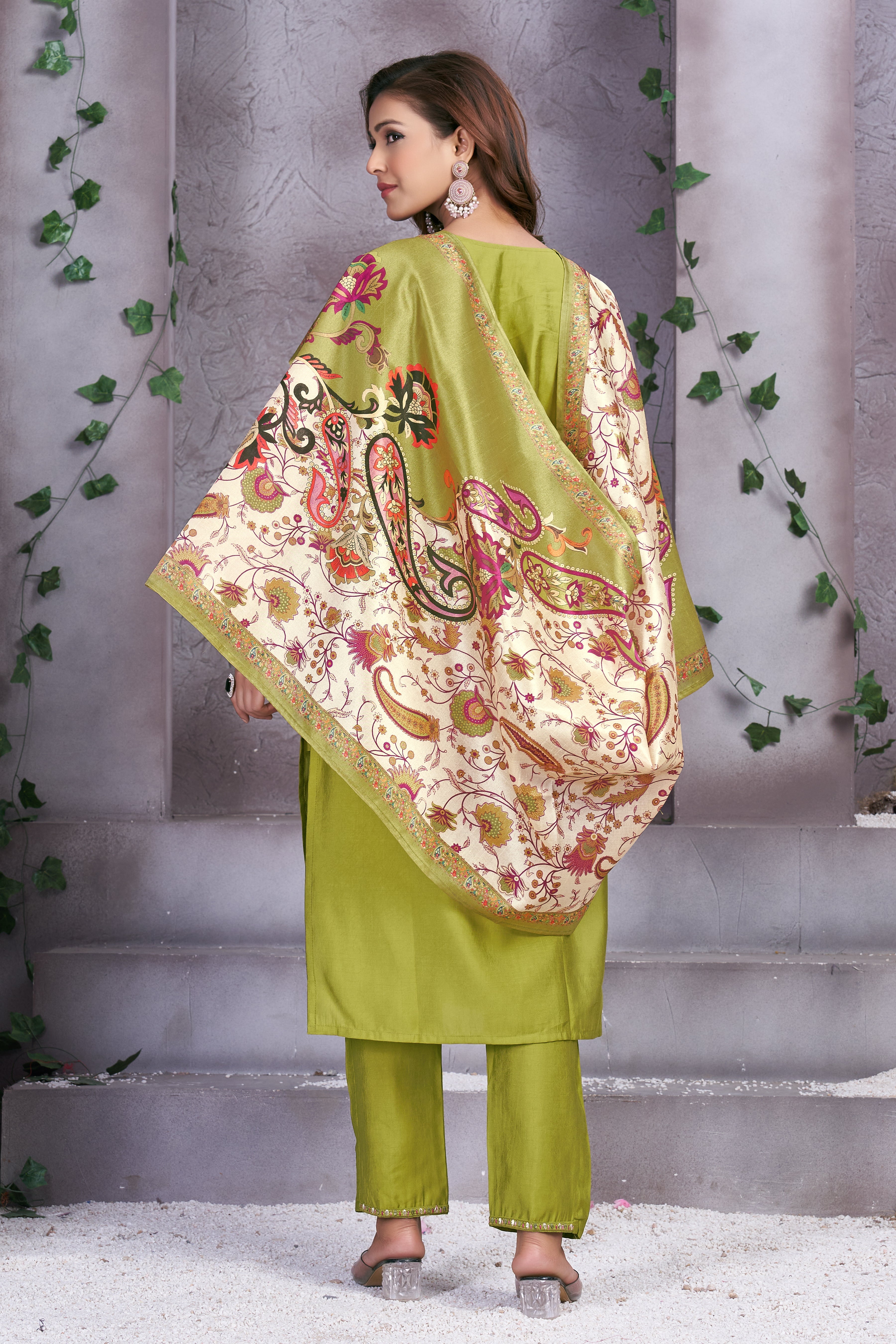 Hanch Premium Marina Silk Embroidered Straight Kurti Set – Parrot Green