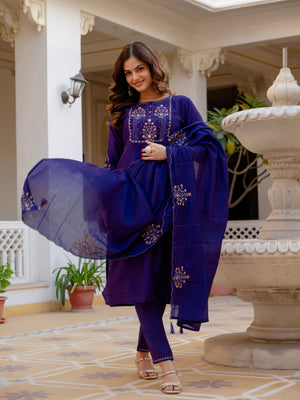 Hanch Pure Viscose Mango Silk Embroidered Straight Kurti Set – Violet