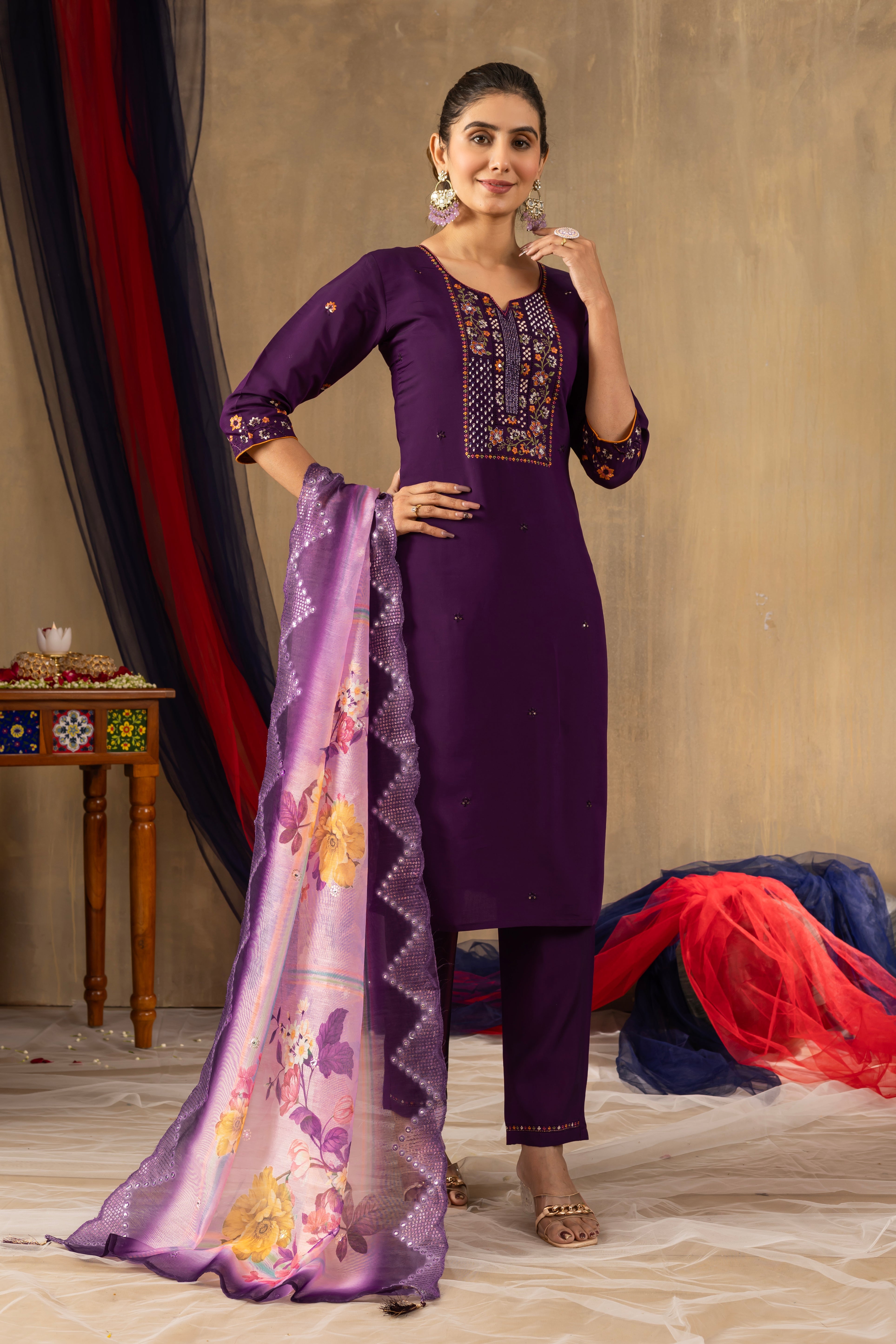 Hanch Roman Silk Embroidered Straight Kurti Set – Purple