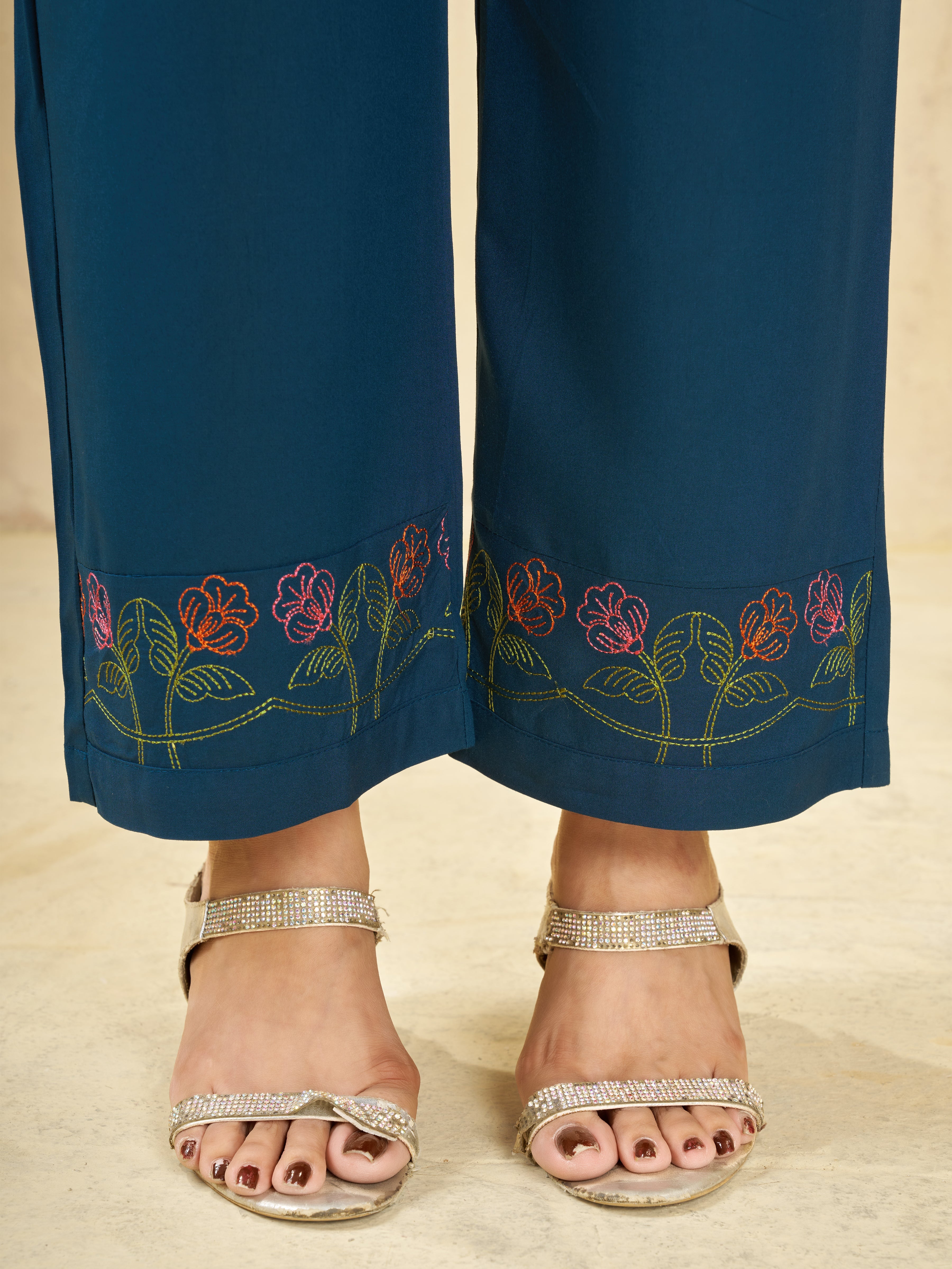 Hanch Heavy Rayon Embroidered Co-Ords Set – Blue