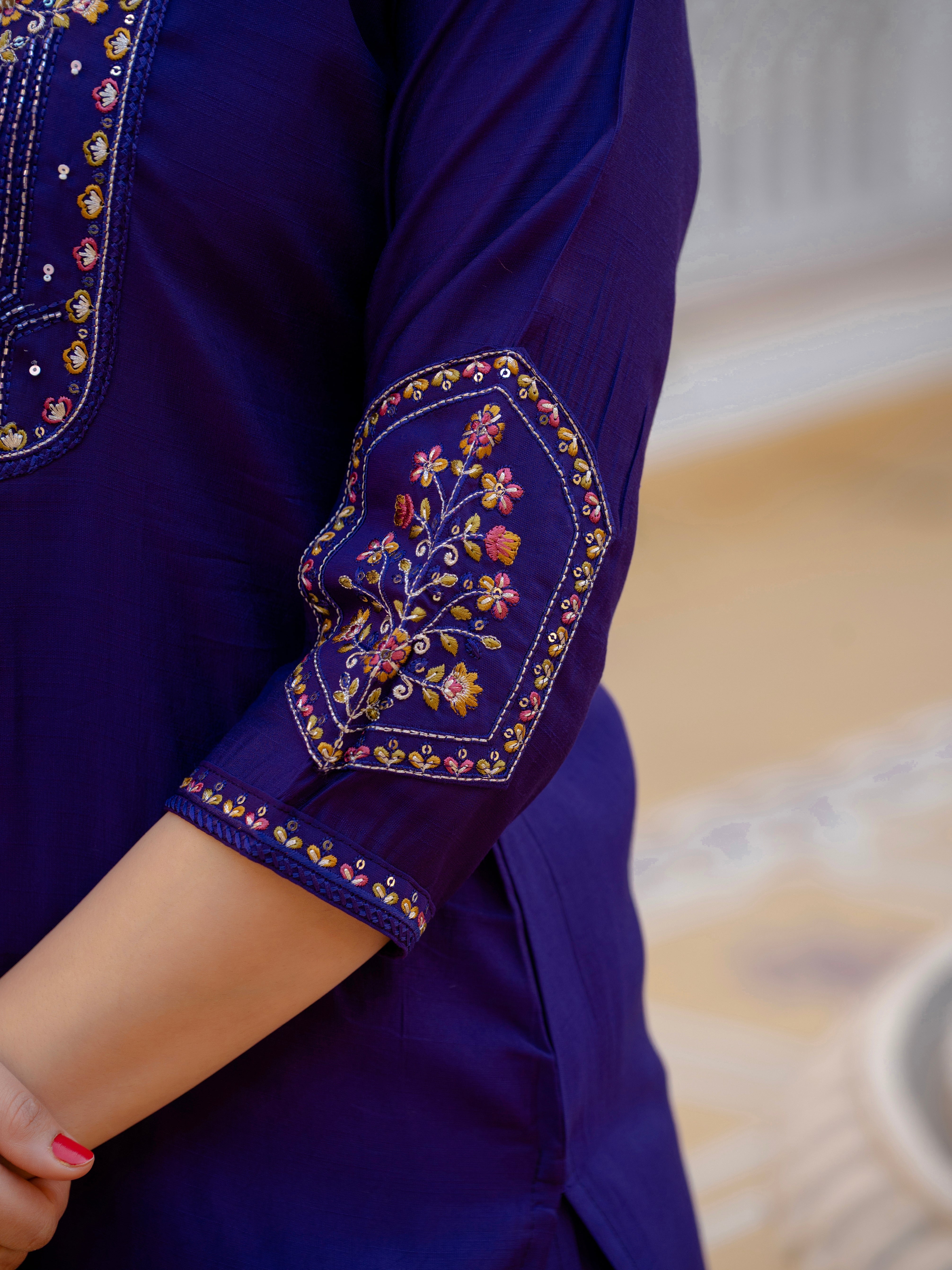 Hanch Pure Viscose Mango Silk Embroidered Straight Kurti Set – Violet