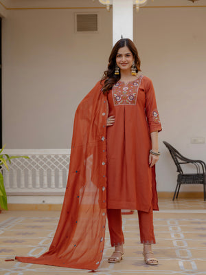 Hanch Pure Viscose Mango Silk Embroidered Straight Kurti Set – Rust