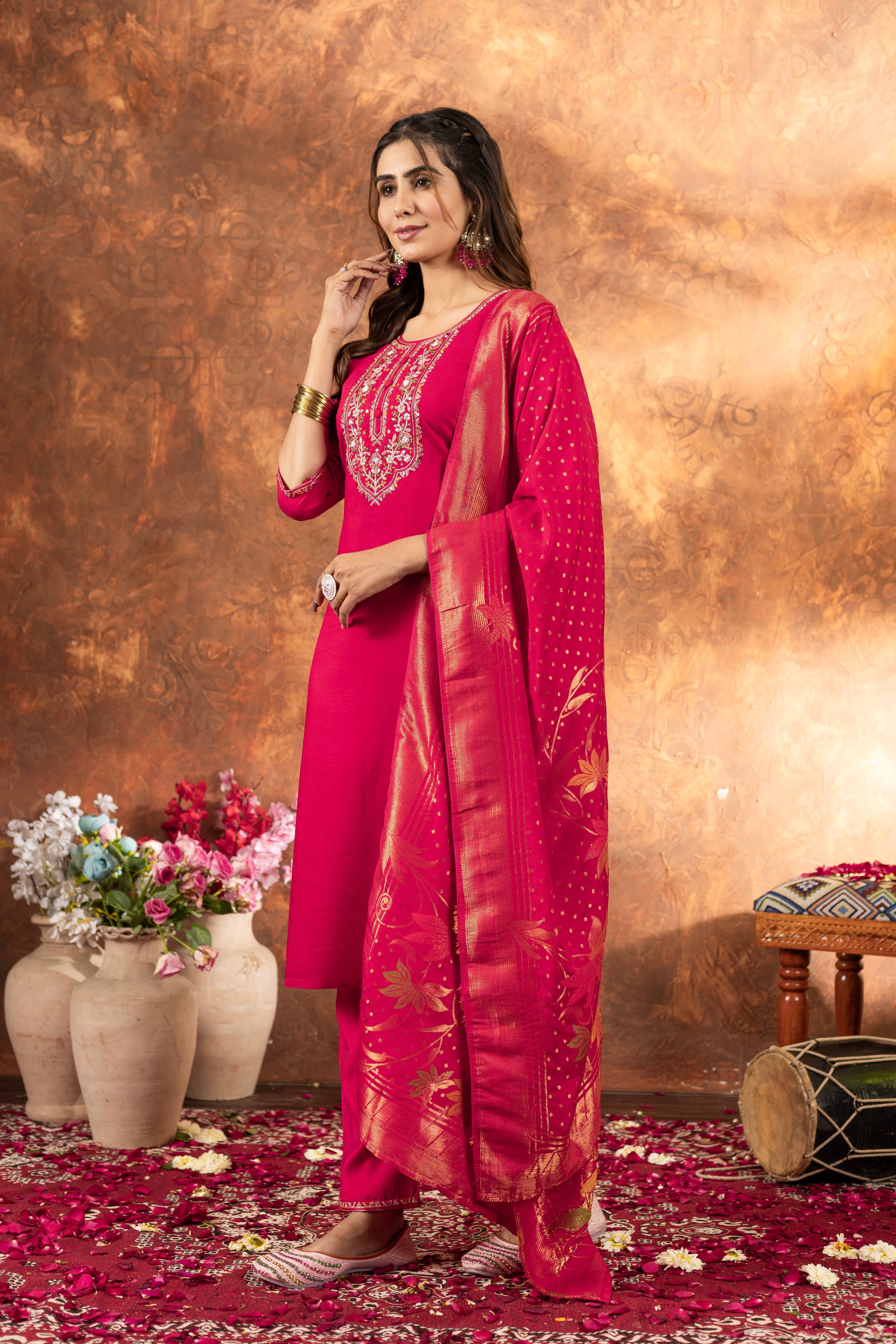 Hanch Marina Silk Embroidered Straight Kurti Set – Pink