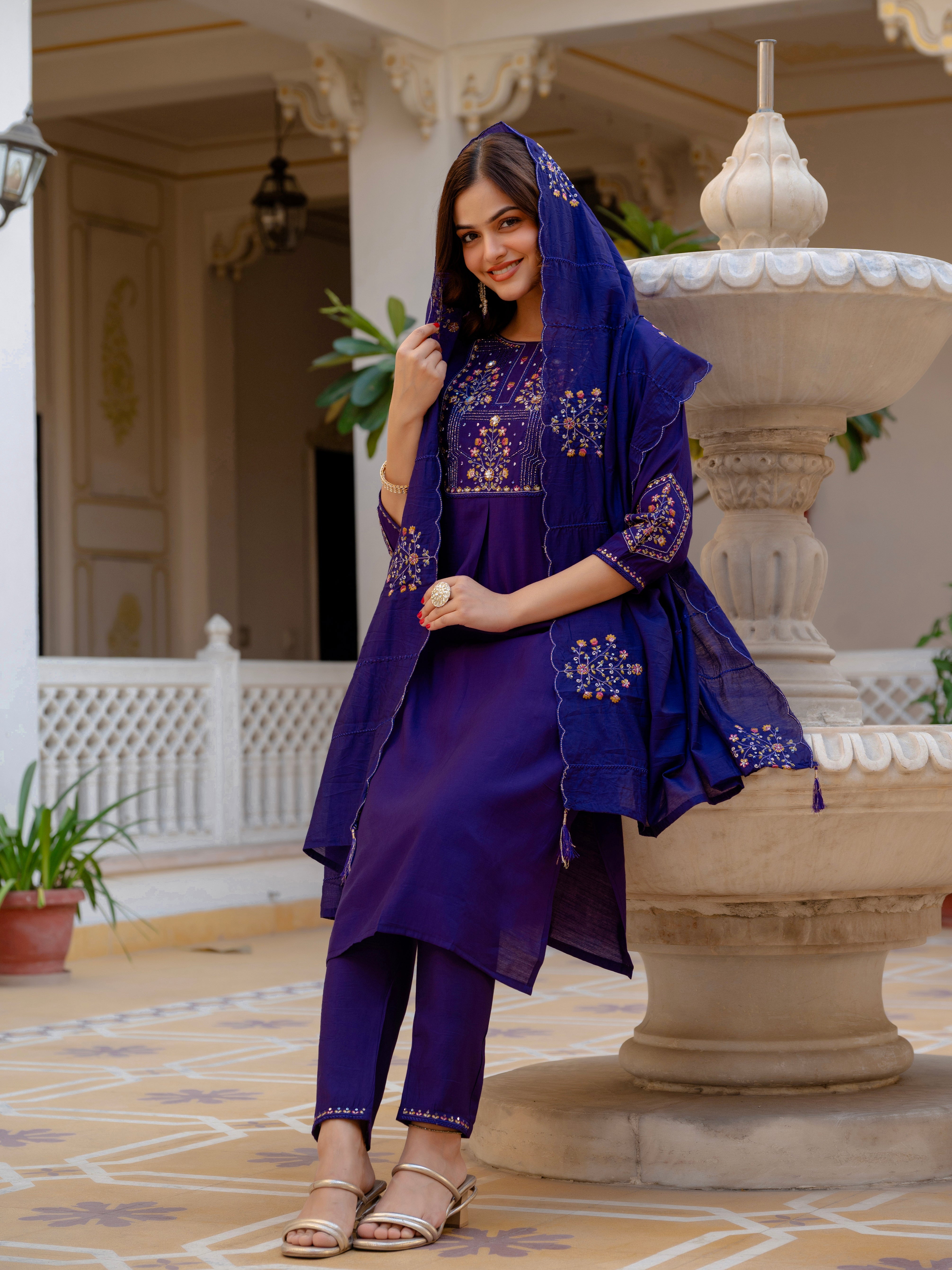 Hanch Pure Viscose Mango Silk Embroidered Straight Kurti Set – Violet