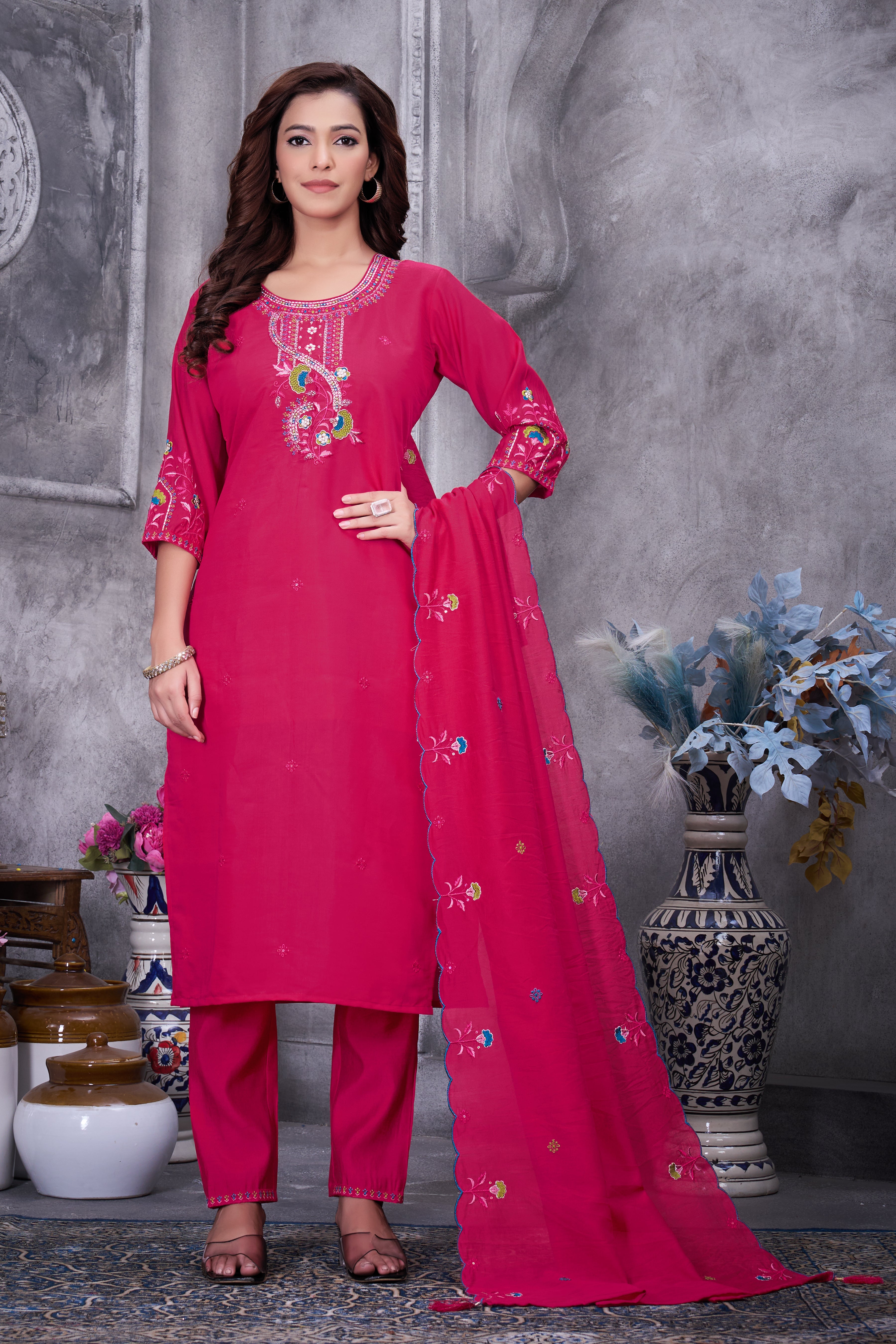 Hanch Roman Silk Embroidered Straight Kurti Set – Red