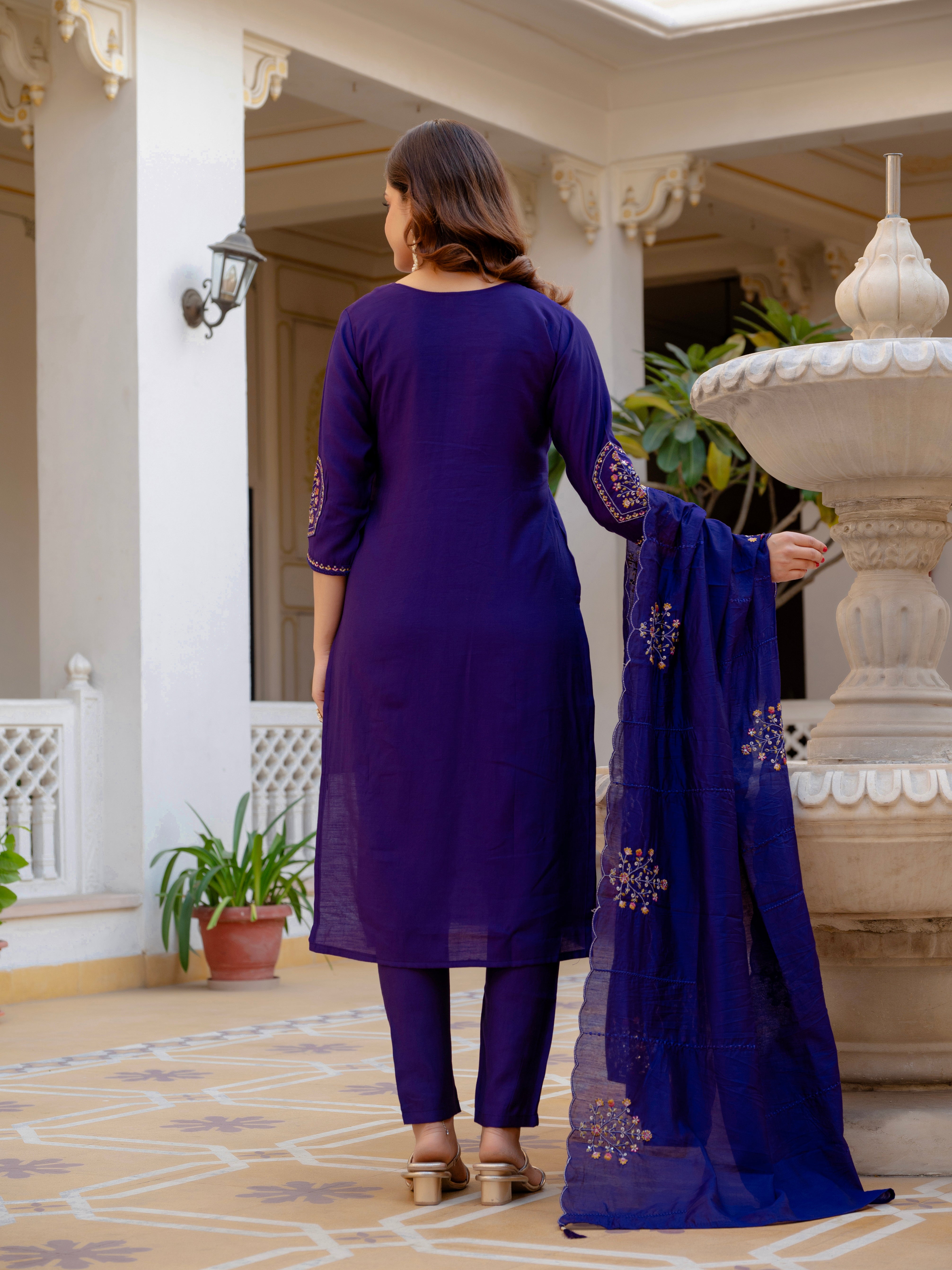 Hanch Pure Viscose Mango Silk Embroidered Straight Kurti Set – Violet