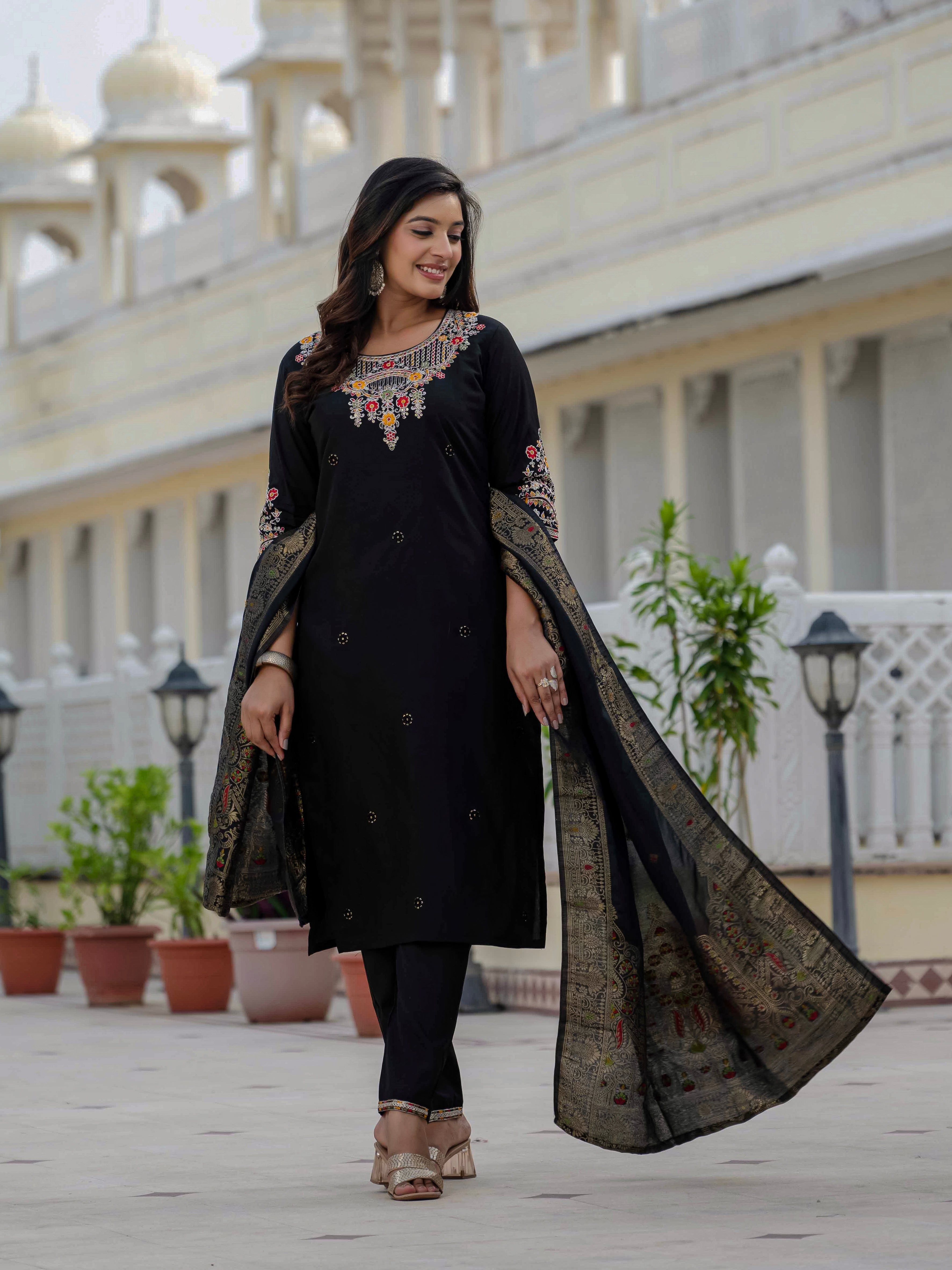 Hanch Premium Roman Silk Embroidered Straight Kurti Set – Black