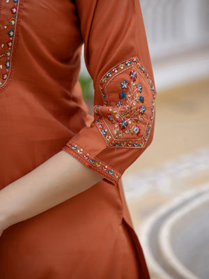 Hanch Pure Viscose Mango Silk Embroidered Straight Kurti Set – Rust