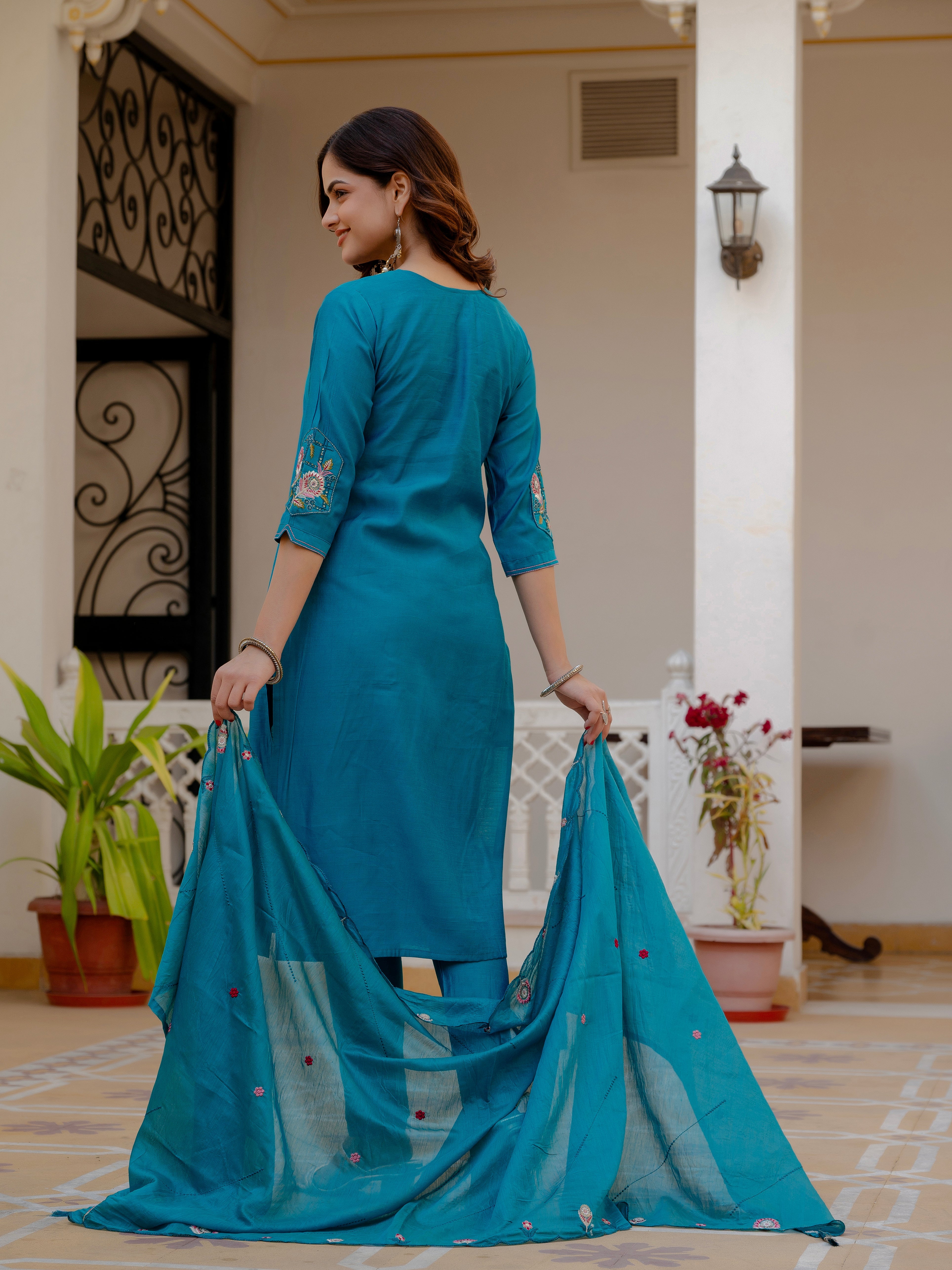 Hanch Pure Viscose Mango Silk Embroidered Straight Kurti Set – Firozi