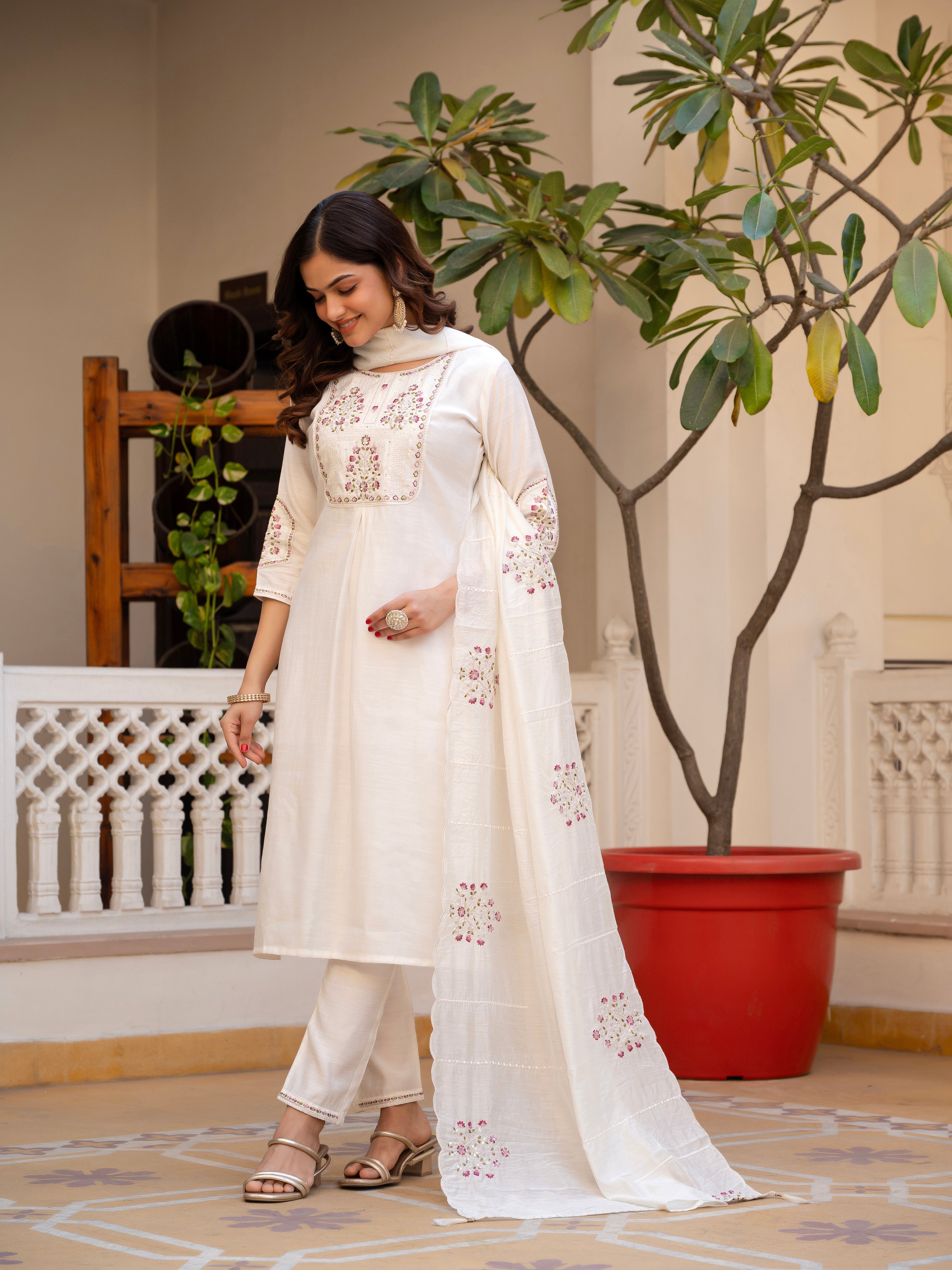 Hanch Pure Viscose Mango Silk Embroidered Straight Kurti Set – White
