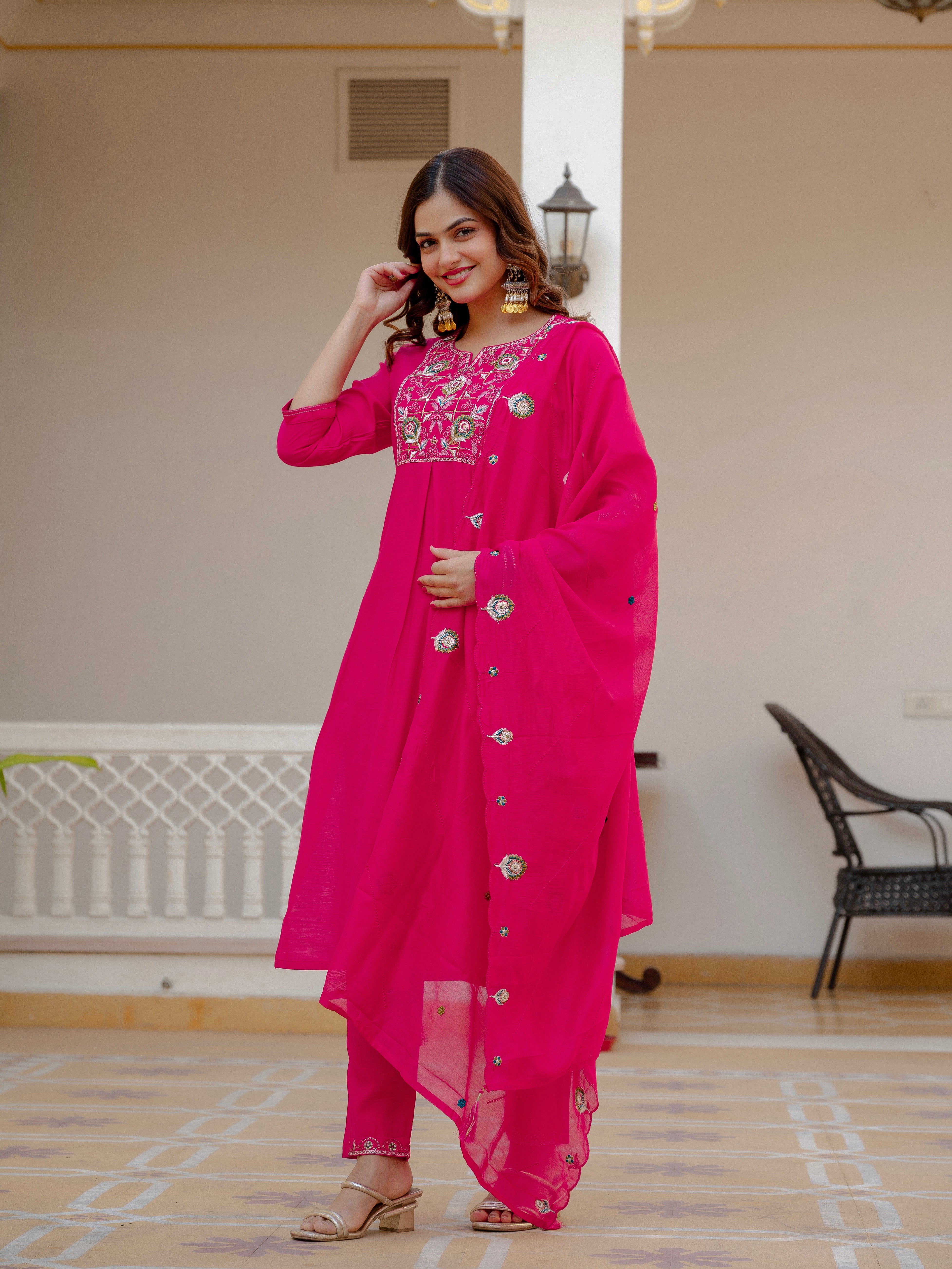 Hanch Pure Viscose Mango Silk Embroidered Straight Kurti Set – Pink