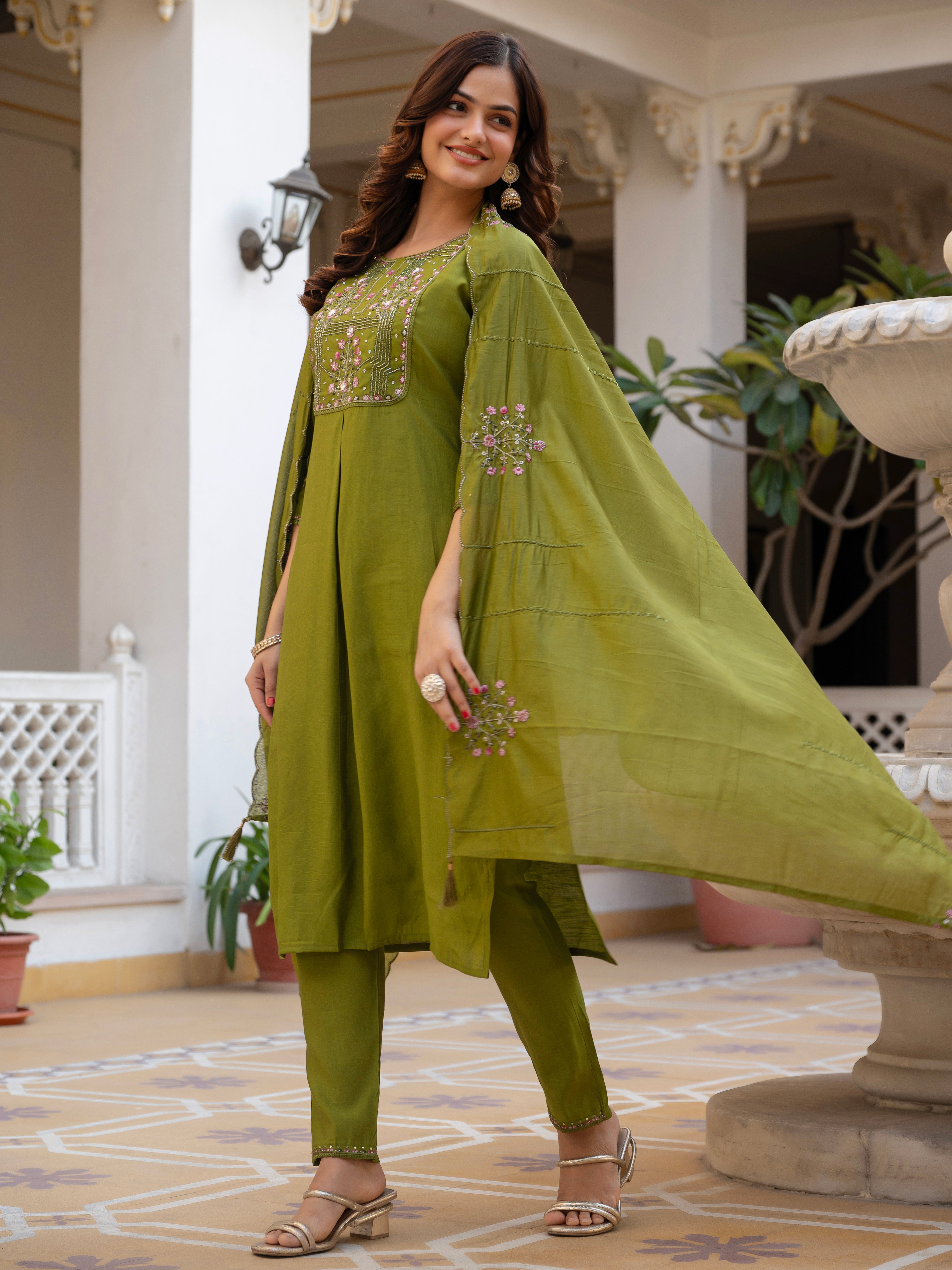 Hanch Pure Viscose Mango Silk Embroidered Straight Kurti Set – Mhendi Green