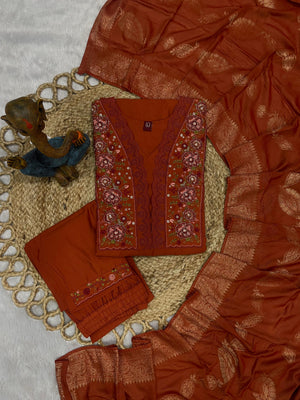 Hanch Roman Silk Embroidered Straight Kurti Set – Rust