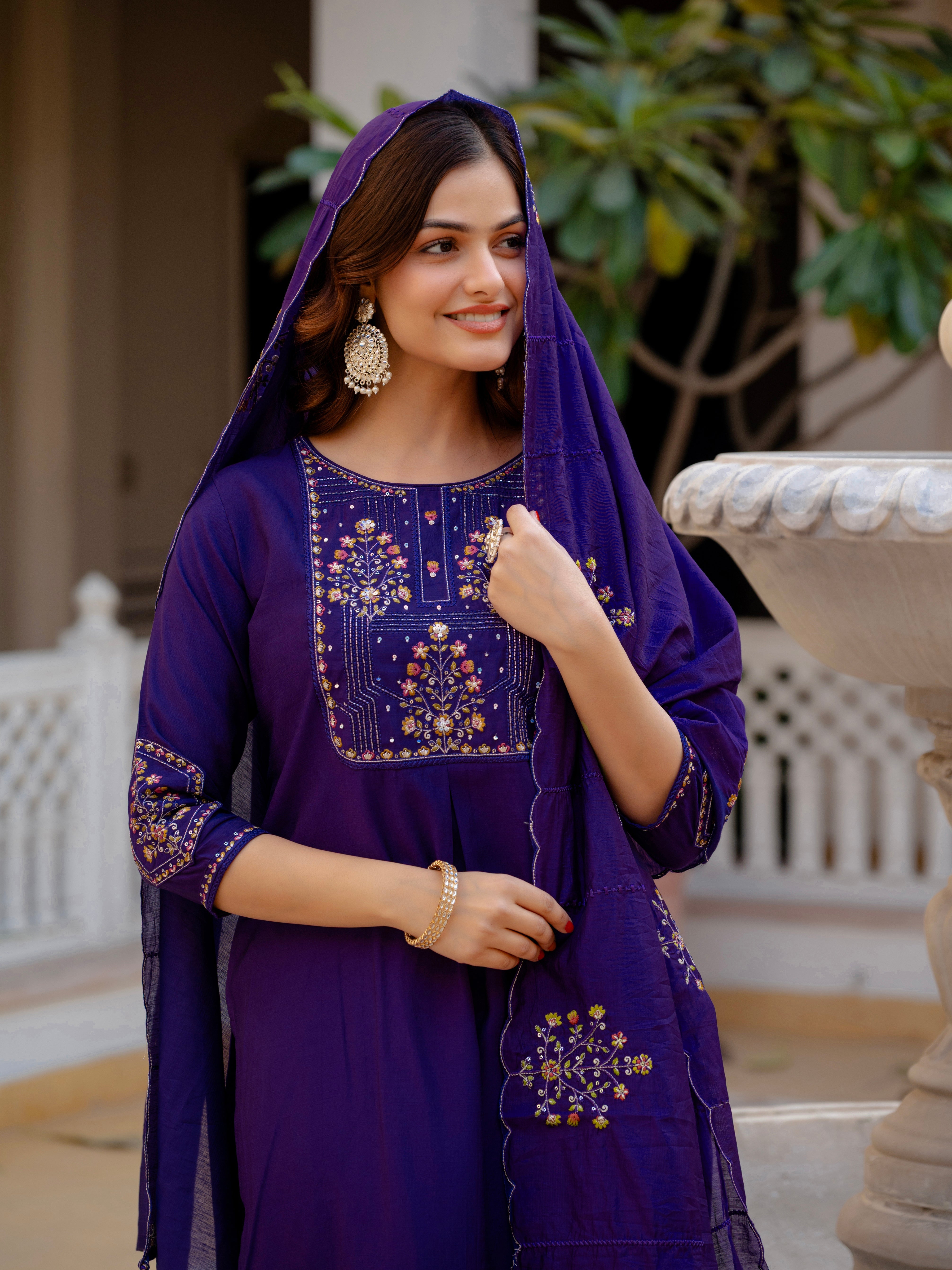 Hanch Pure Viscose Mango Silk Embroidered Straight Kurti Set – Violet