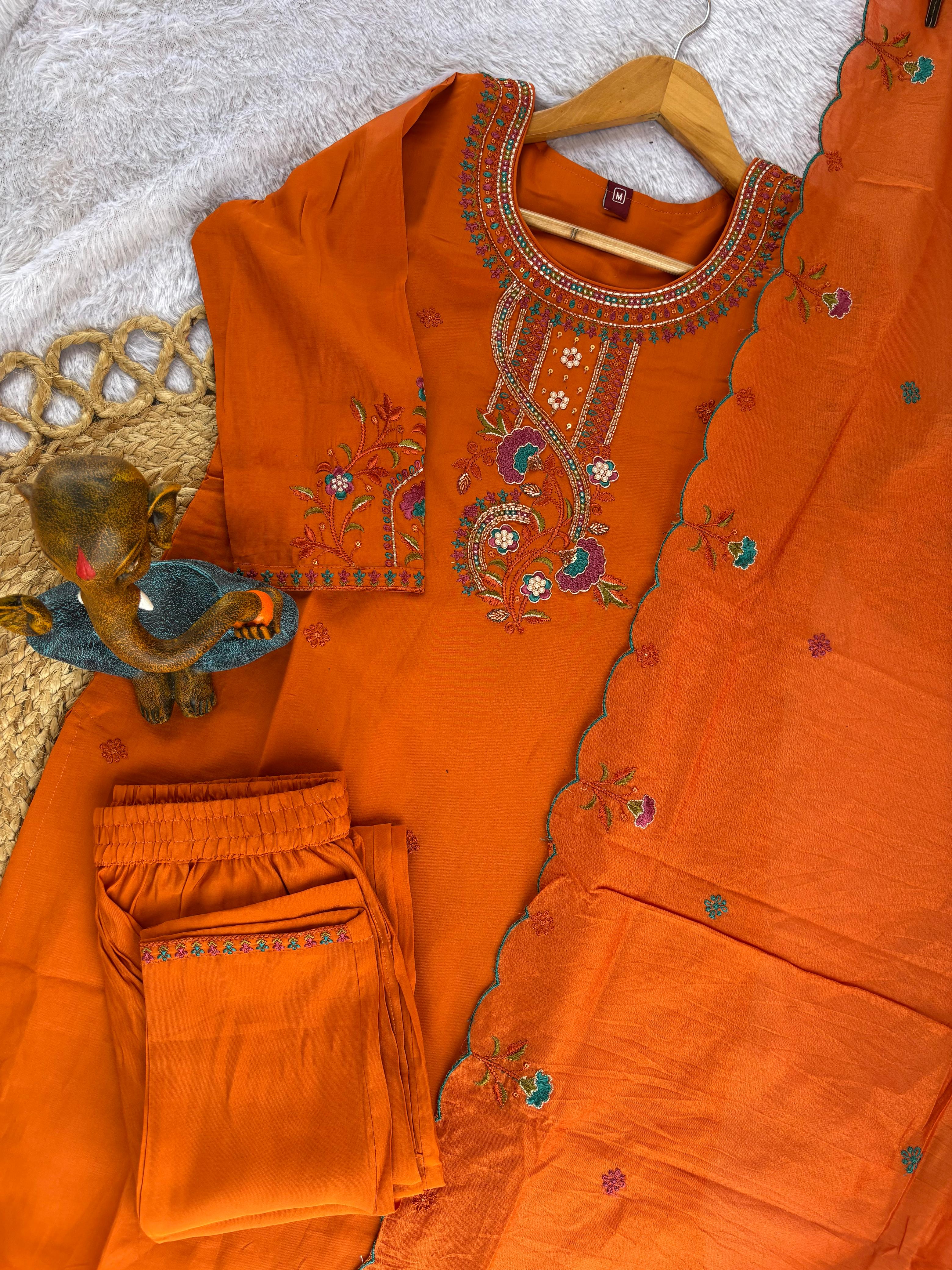 Hanch Roman Silk Embroidered Straight Kurti Set – Orange