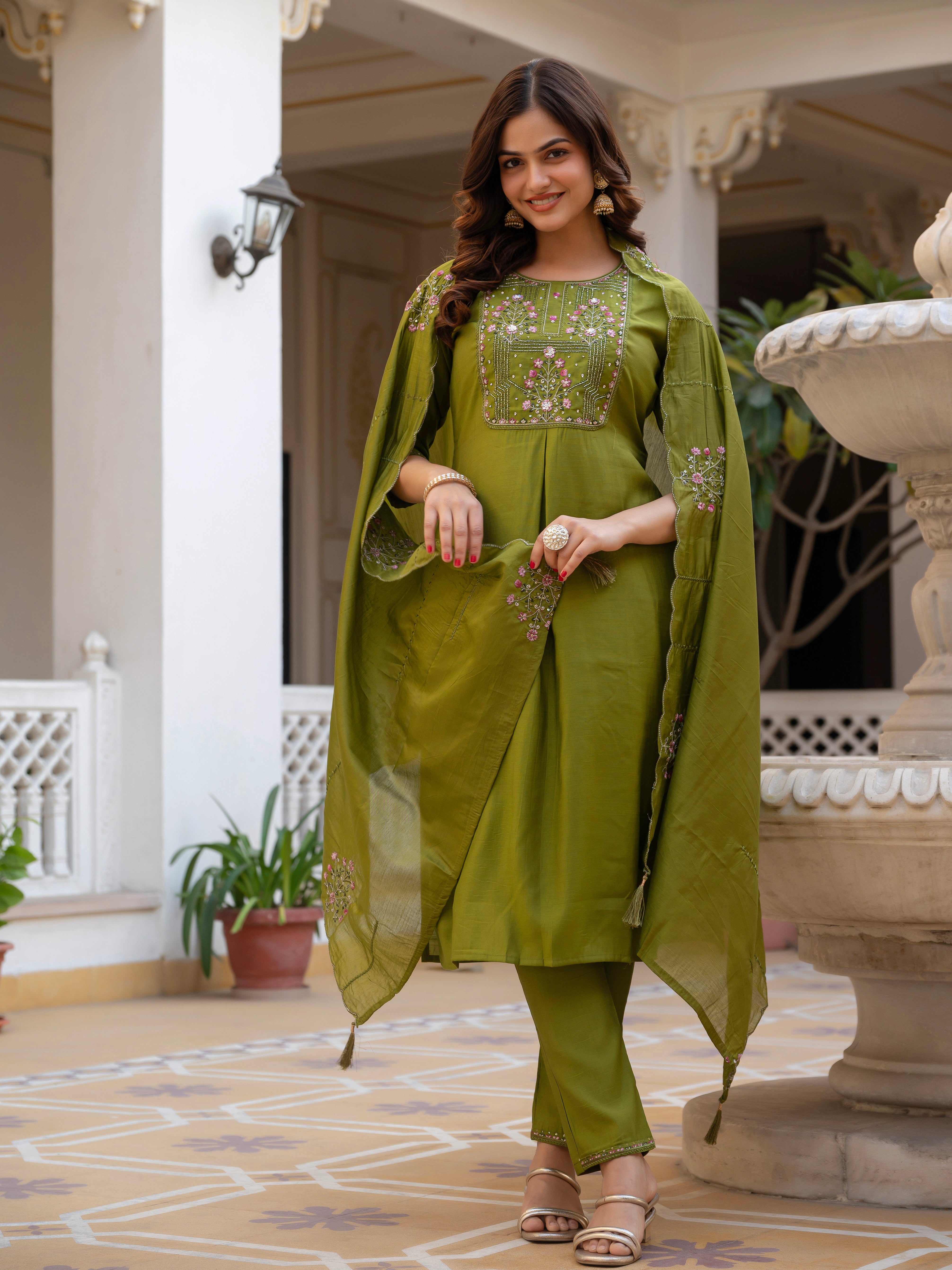 Hanch Pure Viscose Mango Silk Embroidered Straight Kurti Set – Mhendi Green