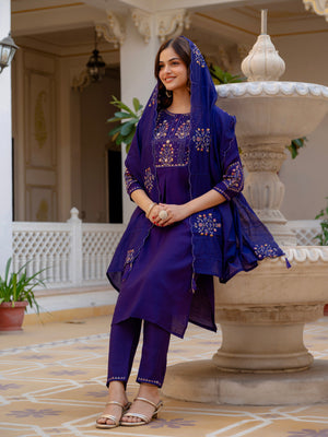 Hanch Pure Viscose Mango Silk Embroidered Straight Kurti Set – Violet
