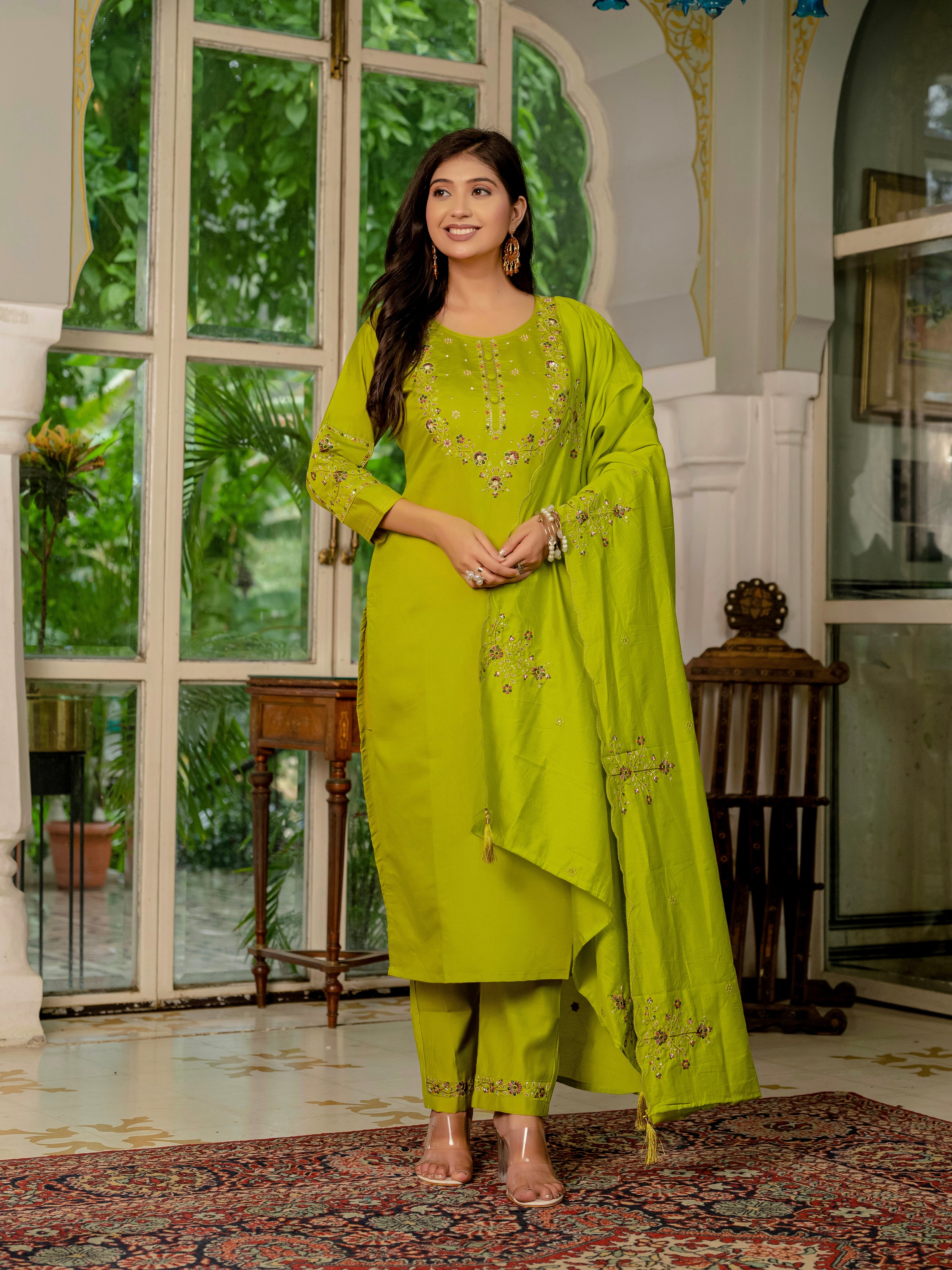 Hanch Marina Silk Embroidered Straight Kurti Set – Parrot Green