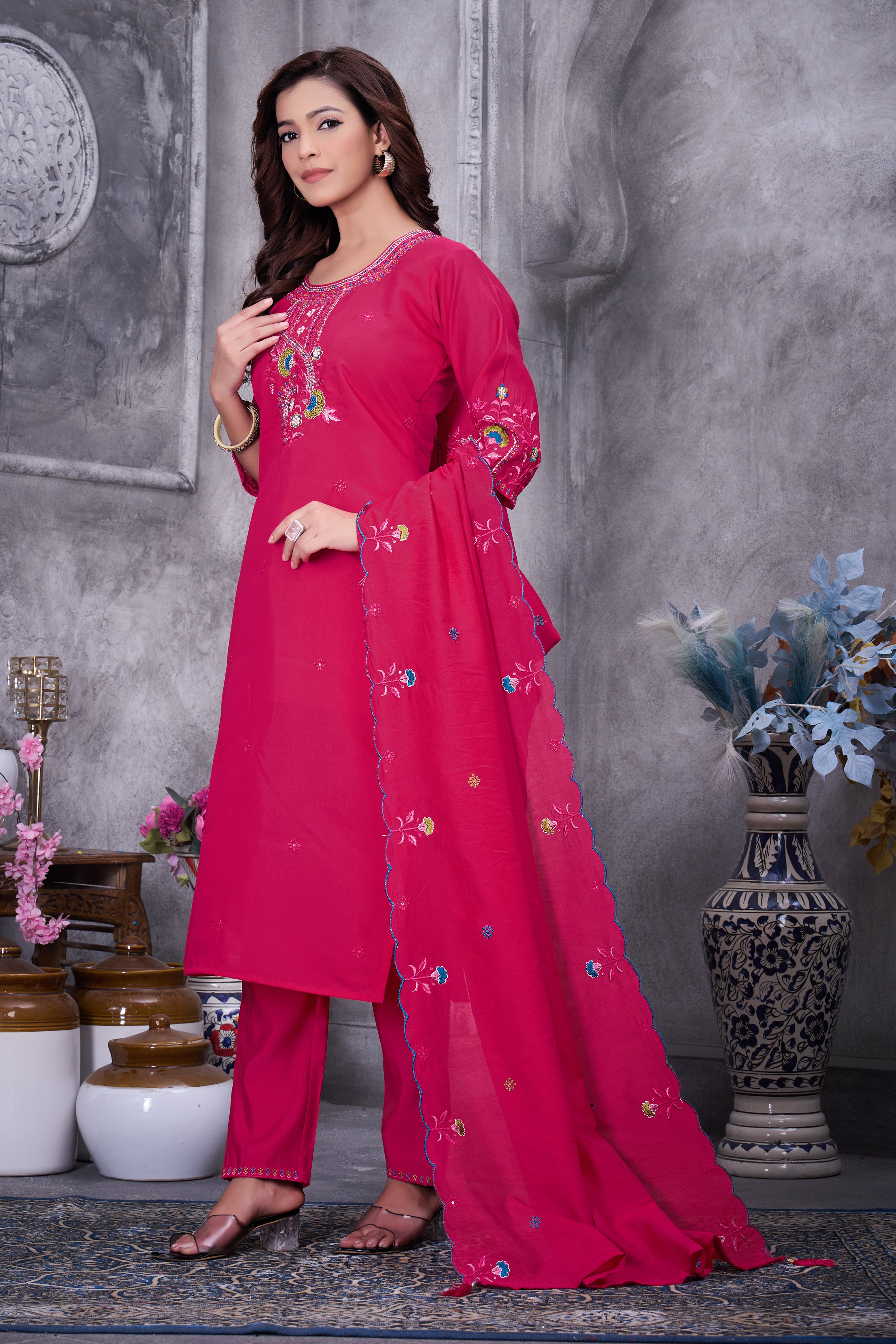 Hanch Roman Silk Embroidered Straight Kurti Set – Red