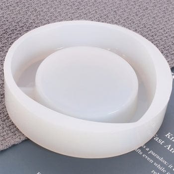 Curvilinear Triangle Shape Ash Tray Mould
