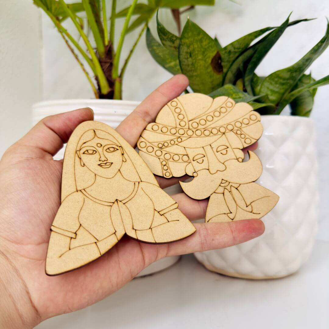 Wooden Rajasthani Couple Cutout – Traditional "Ram Ram Sa" Greeting