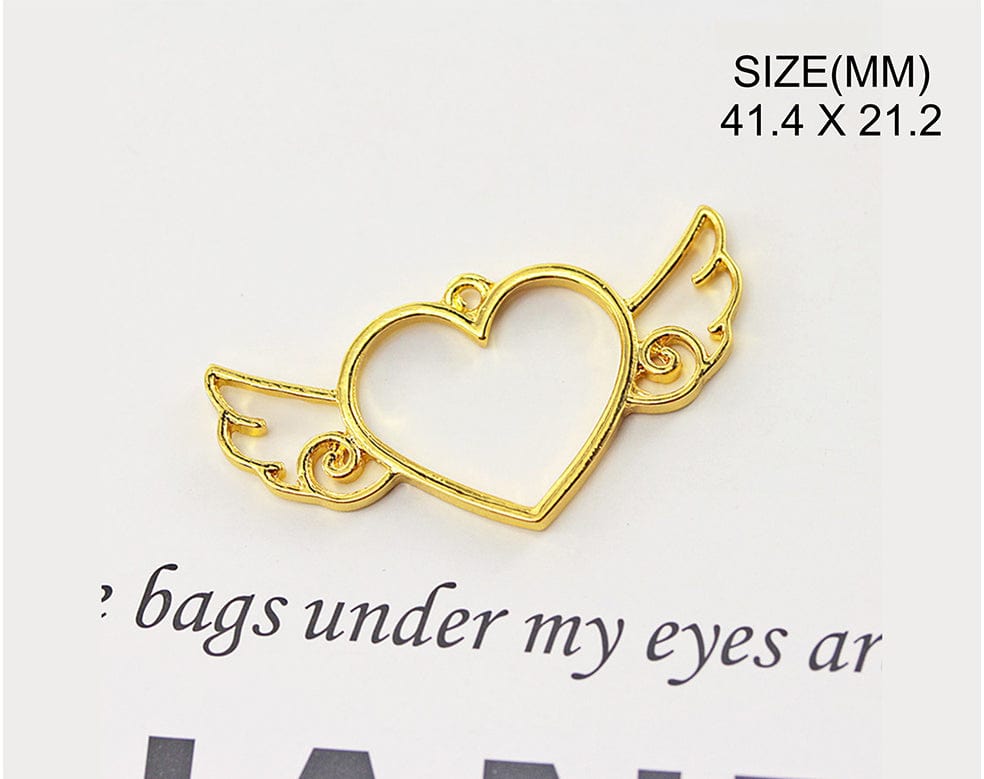 Gold Heart With Eing Bezel Bz067