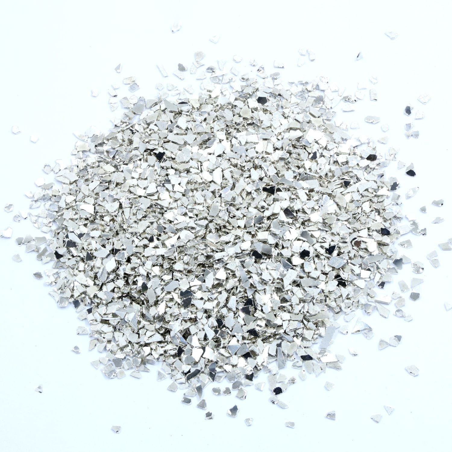 Medium Metallic Glass Chips 20GMS/BOTTLE