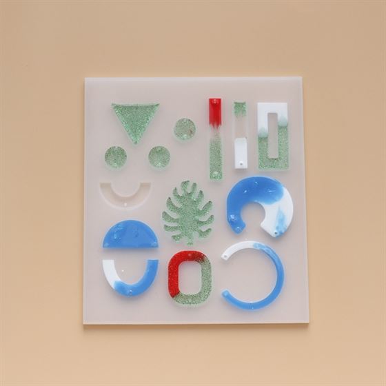 13 Cavity Jewellery & Keychain Mould
